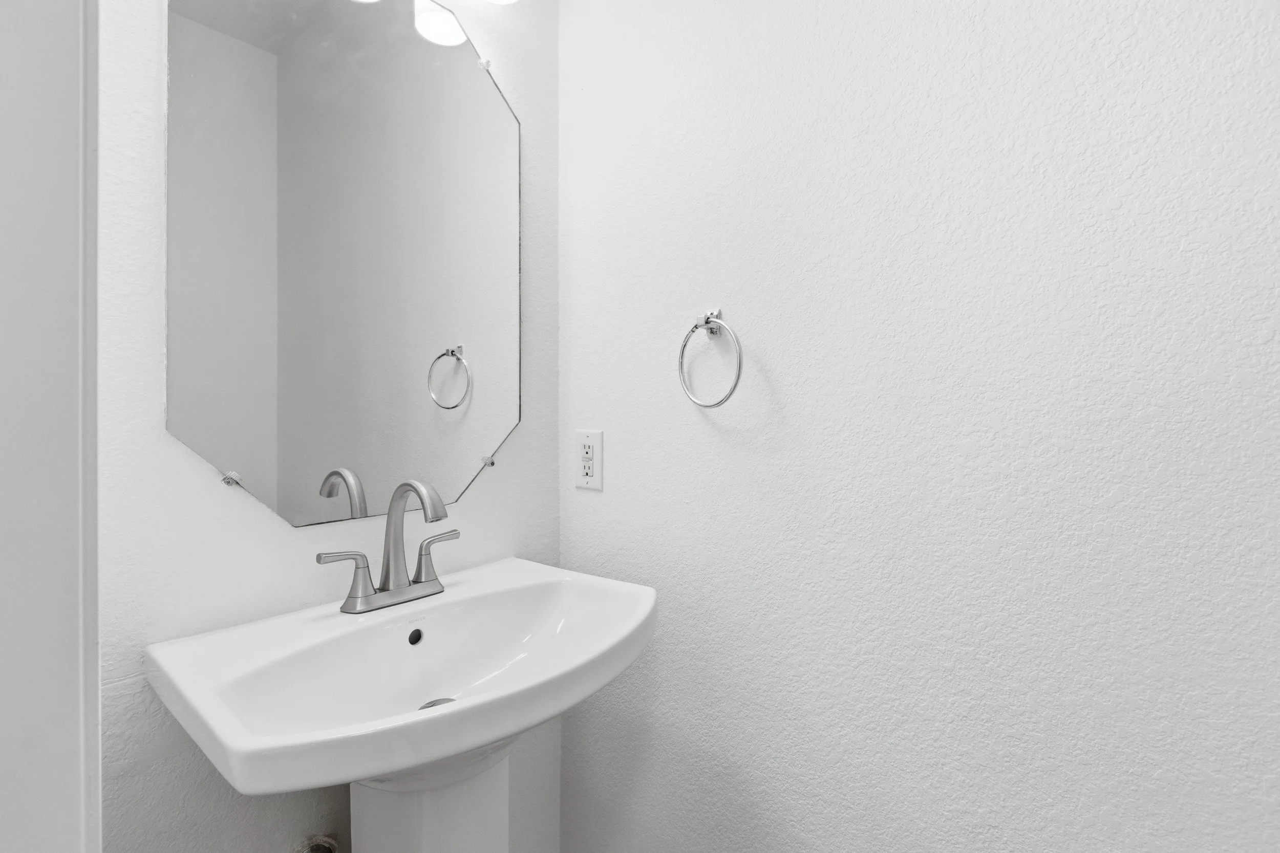 Home-8016.jpg