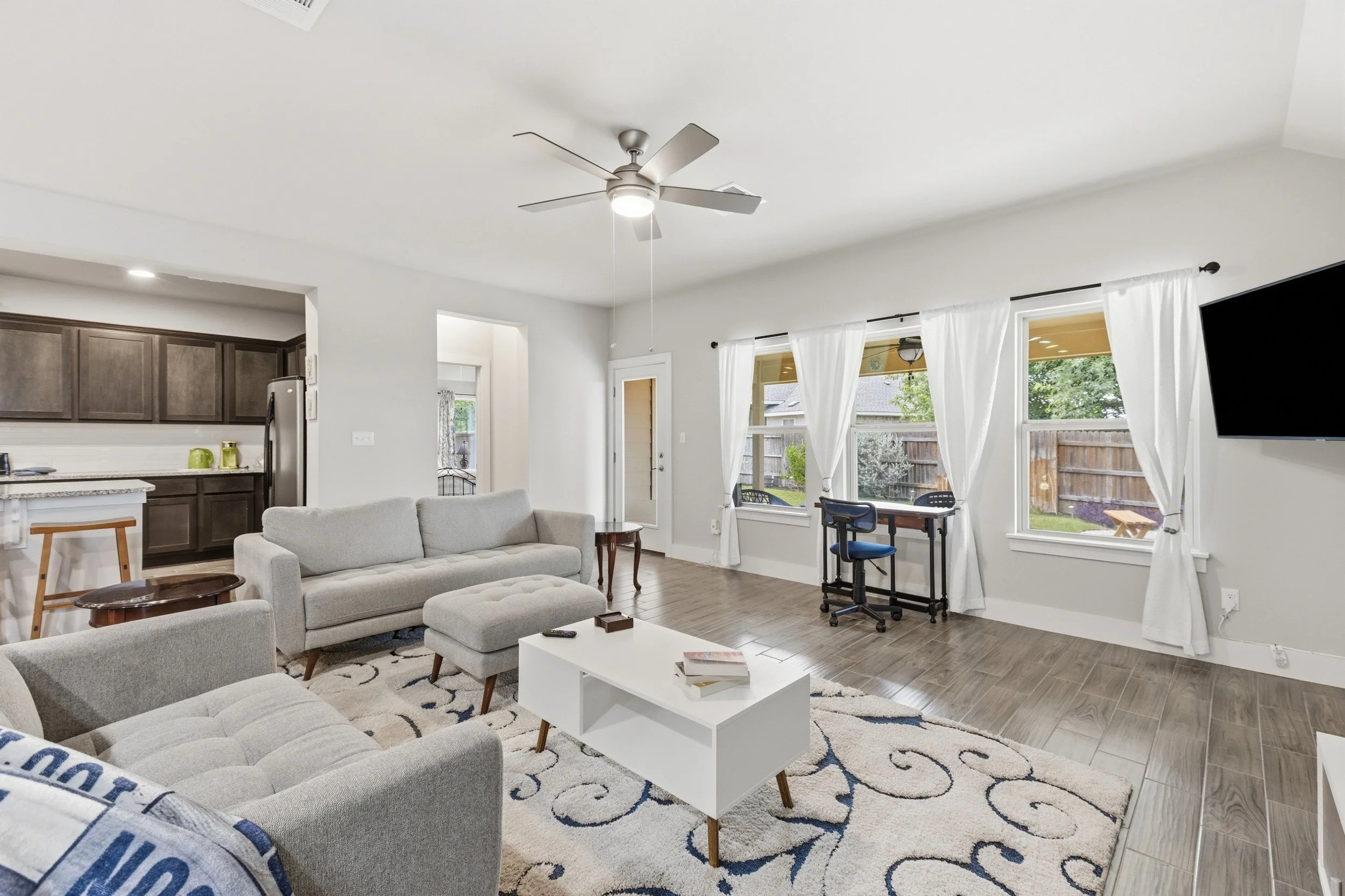Home-3297.jpg