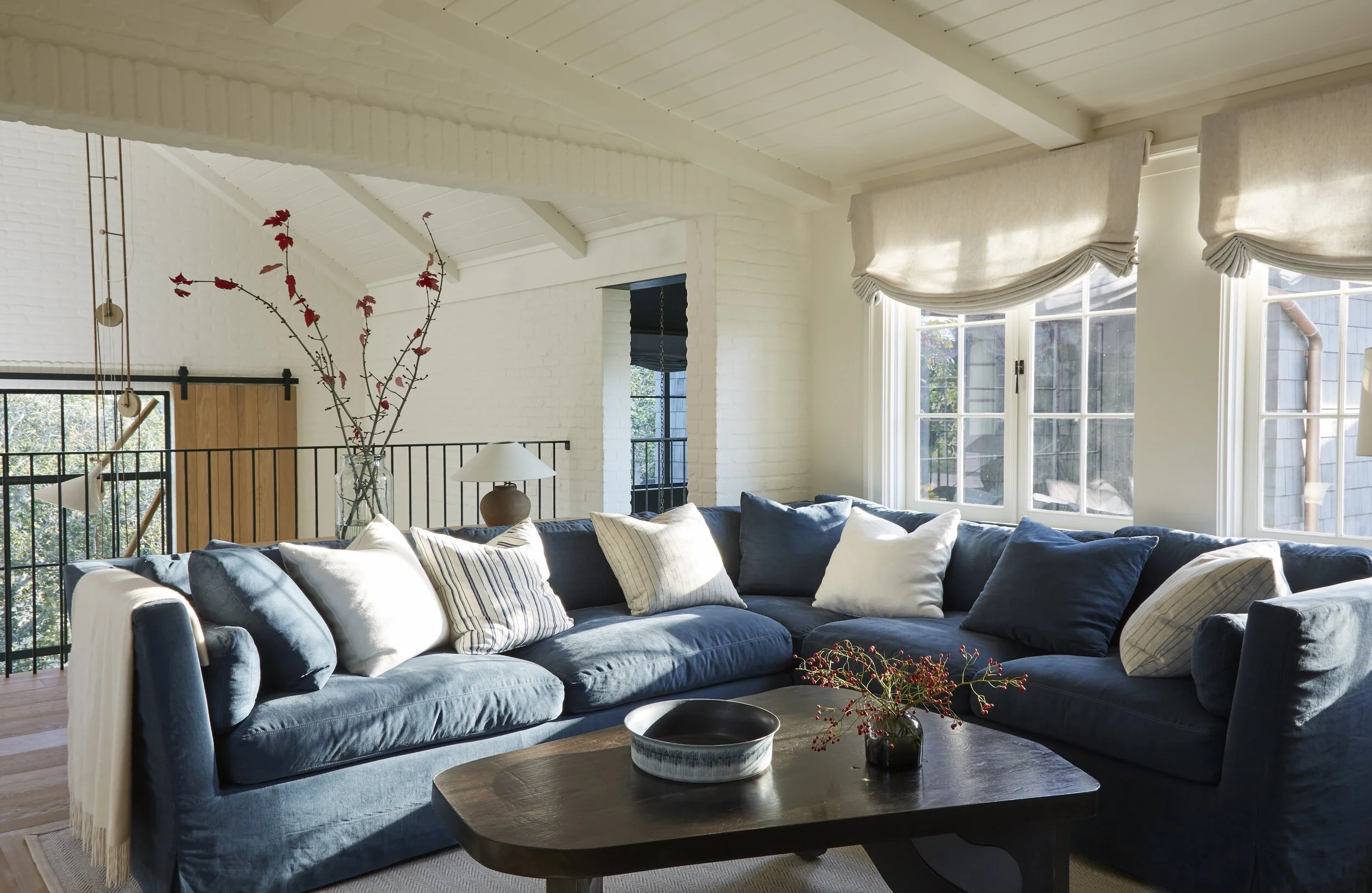 familyroom1.jpg