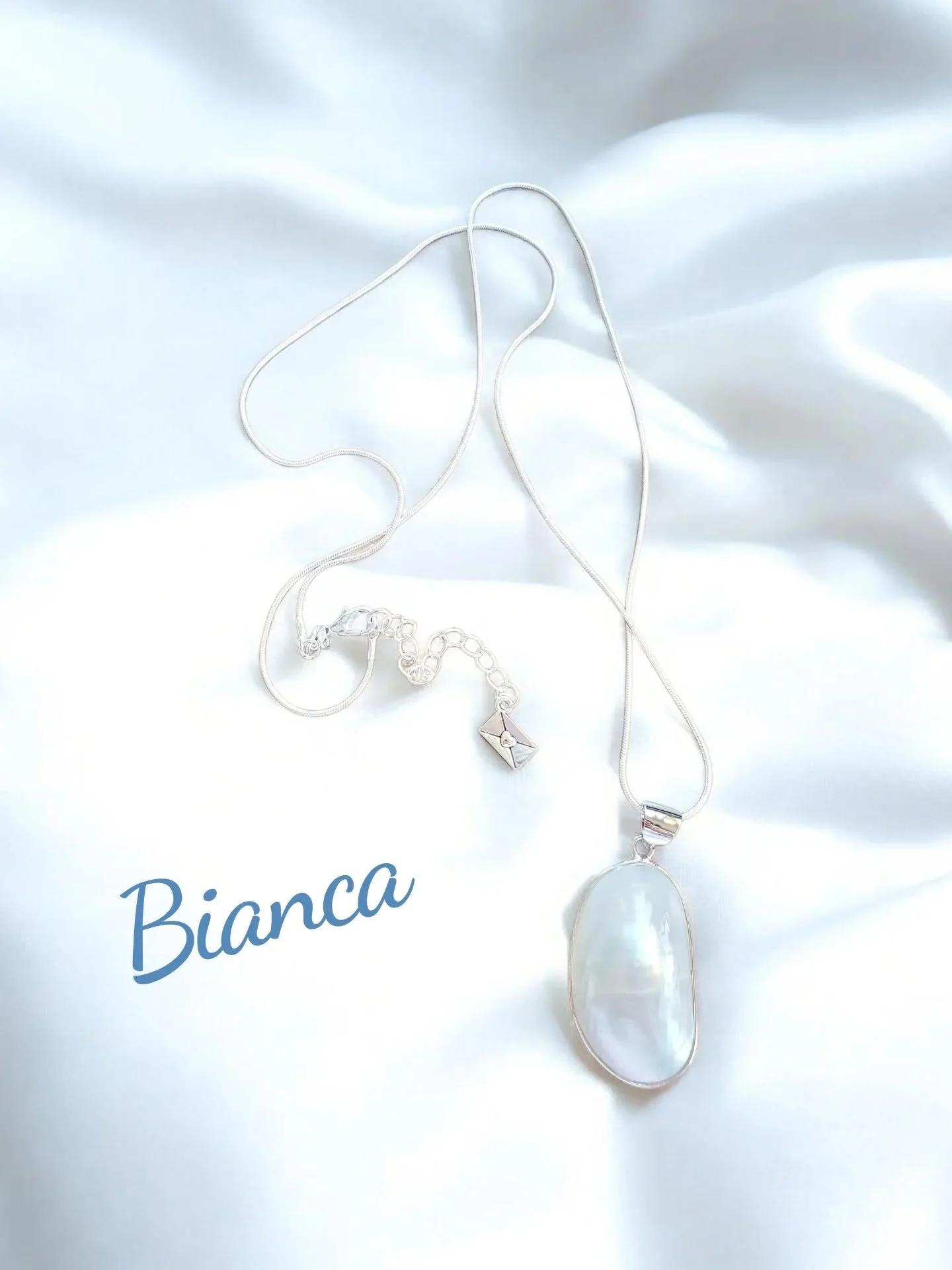 Bianca necklace white.jpg