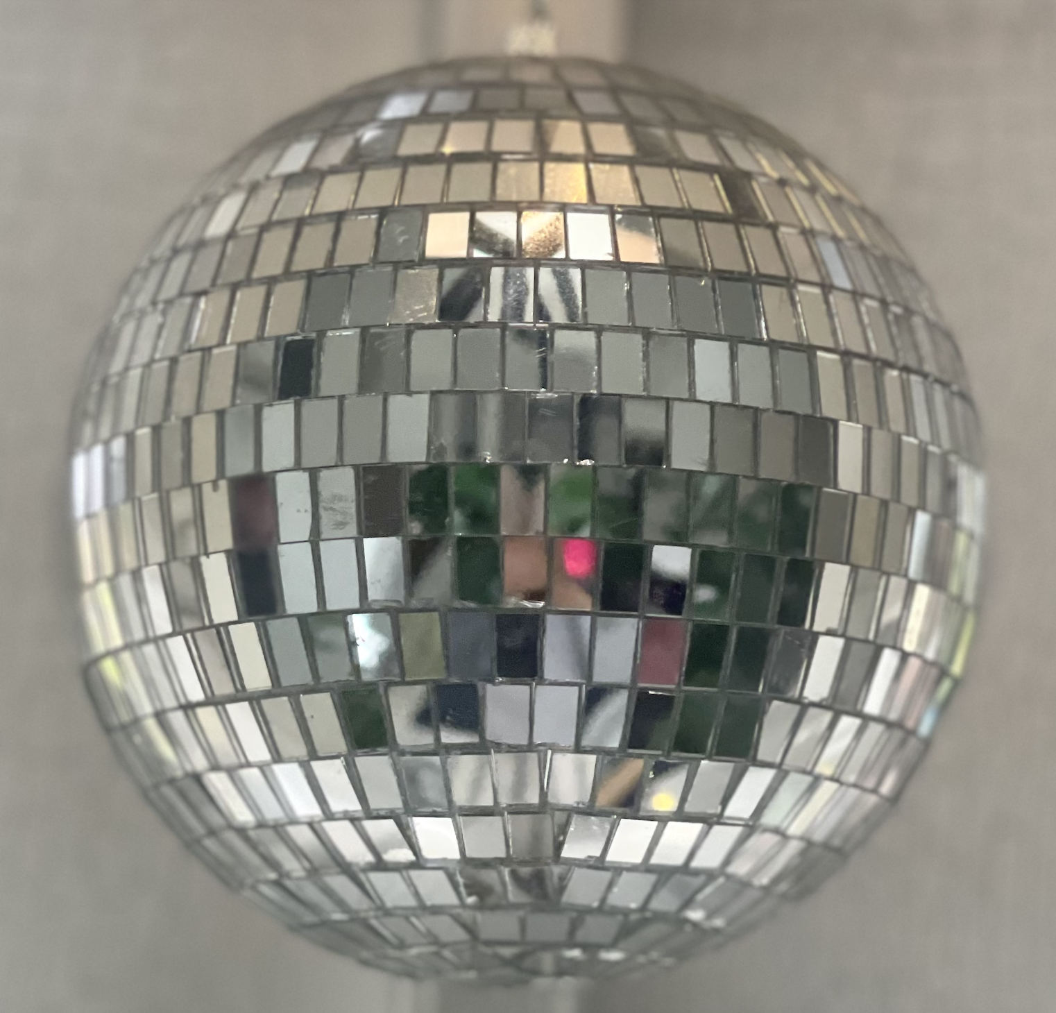 uli - disco ball