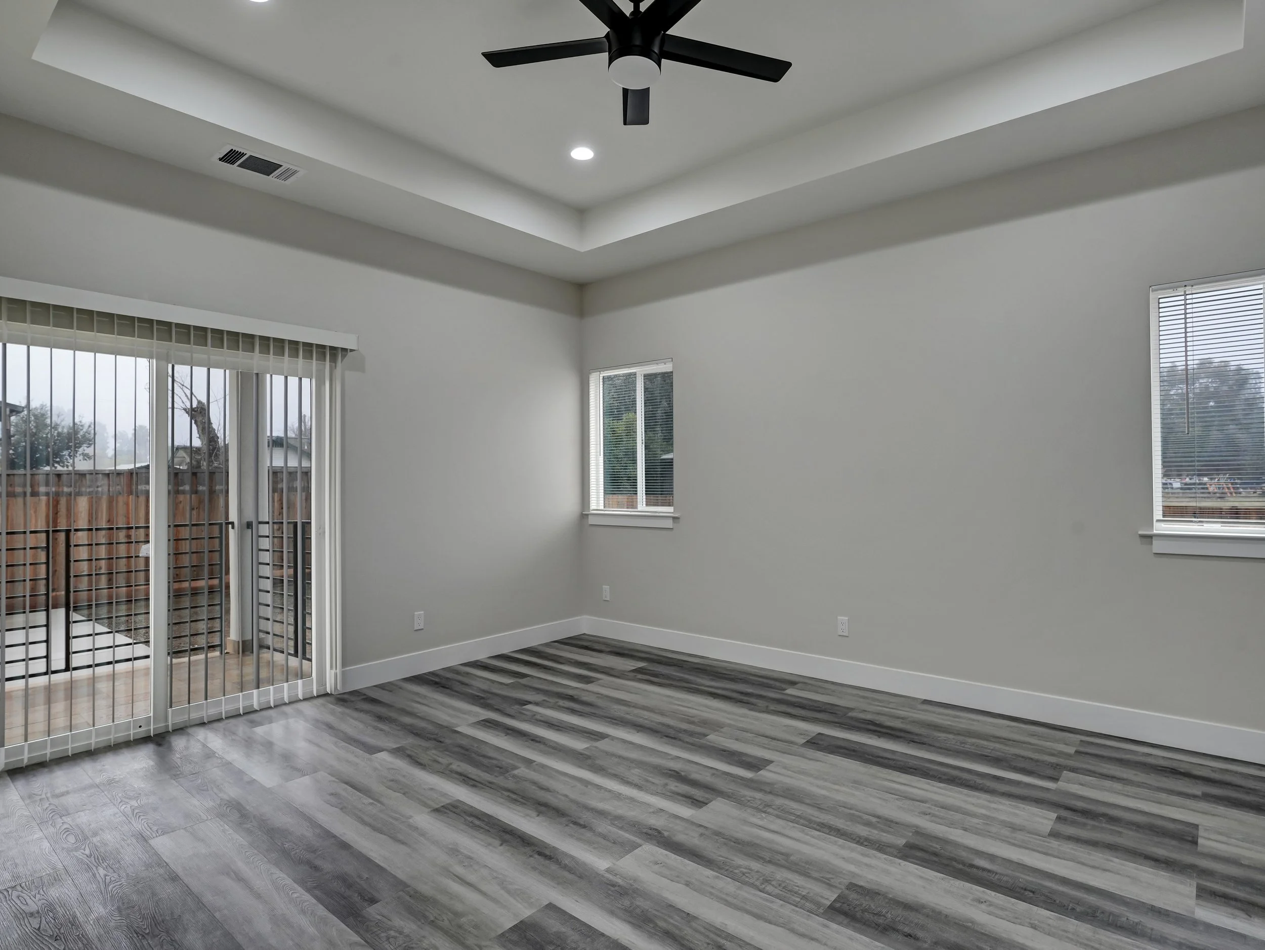 36-24037 Ingomar Grade-36.jpg
