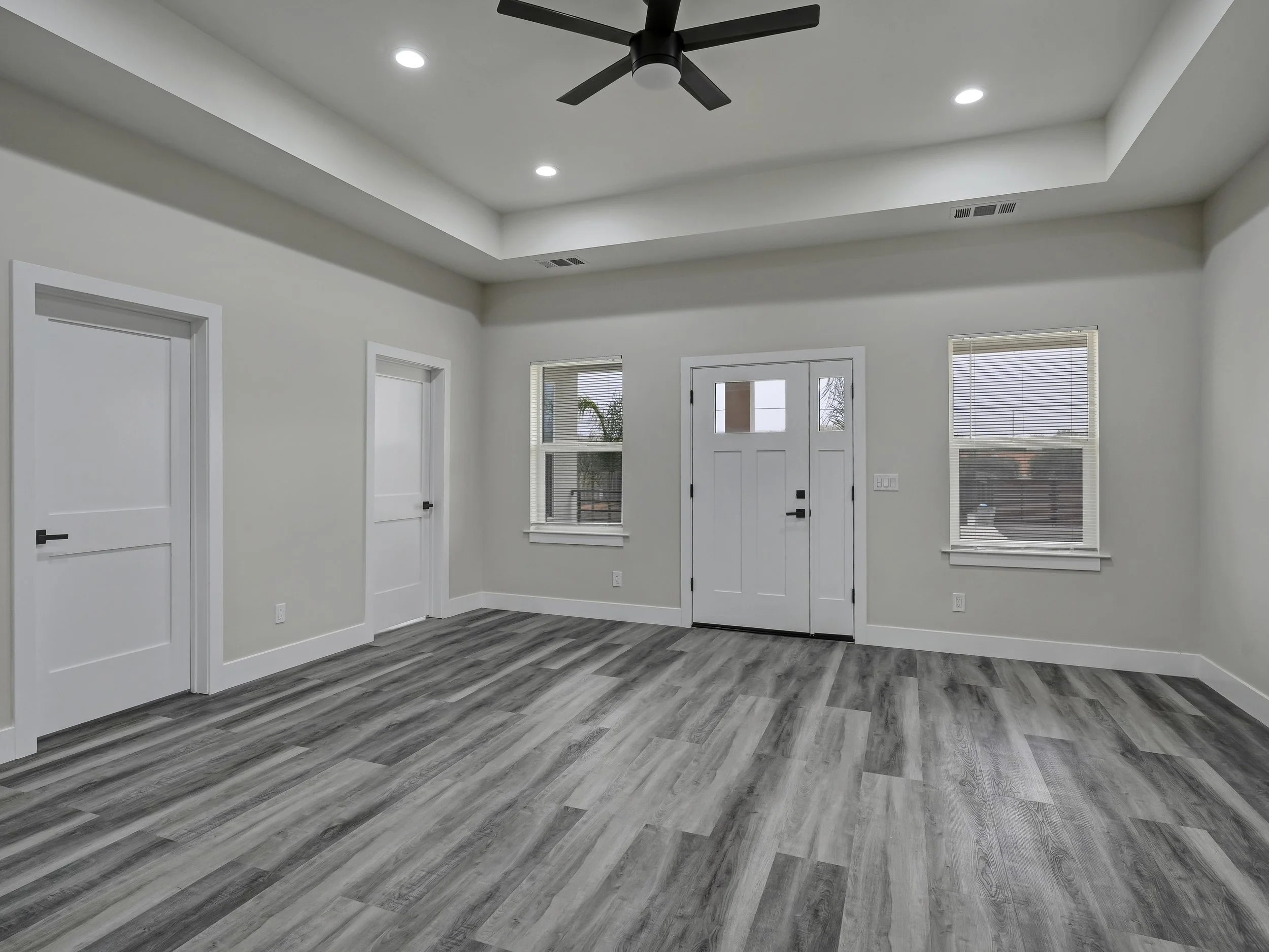 22-24037 Ingomar Grade-22.jpg