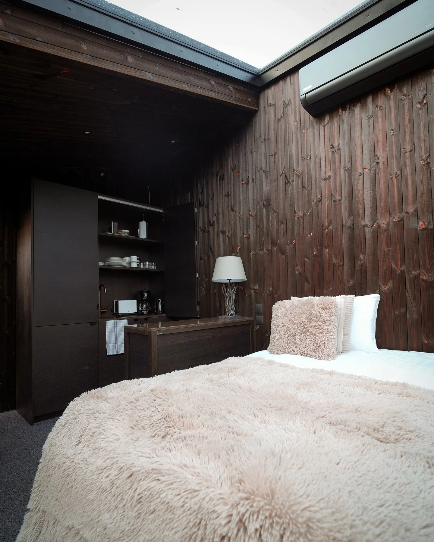 Take a sneak peek at our gorgeous glass igloos! At the moment we&rsquo;re finishing preparations to make everything look neat and in less than 3 weeks we&rsquo;ll open Halo igloos to welcome our first guests. We are currently finishing building our t