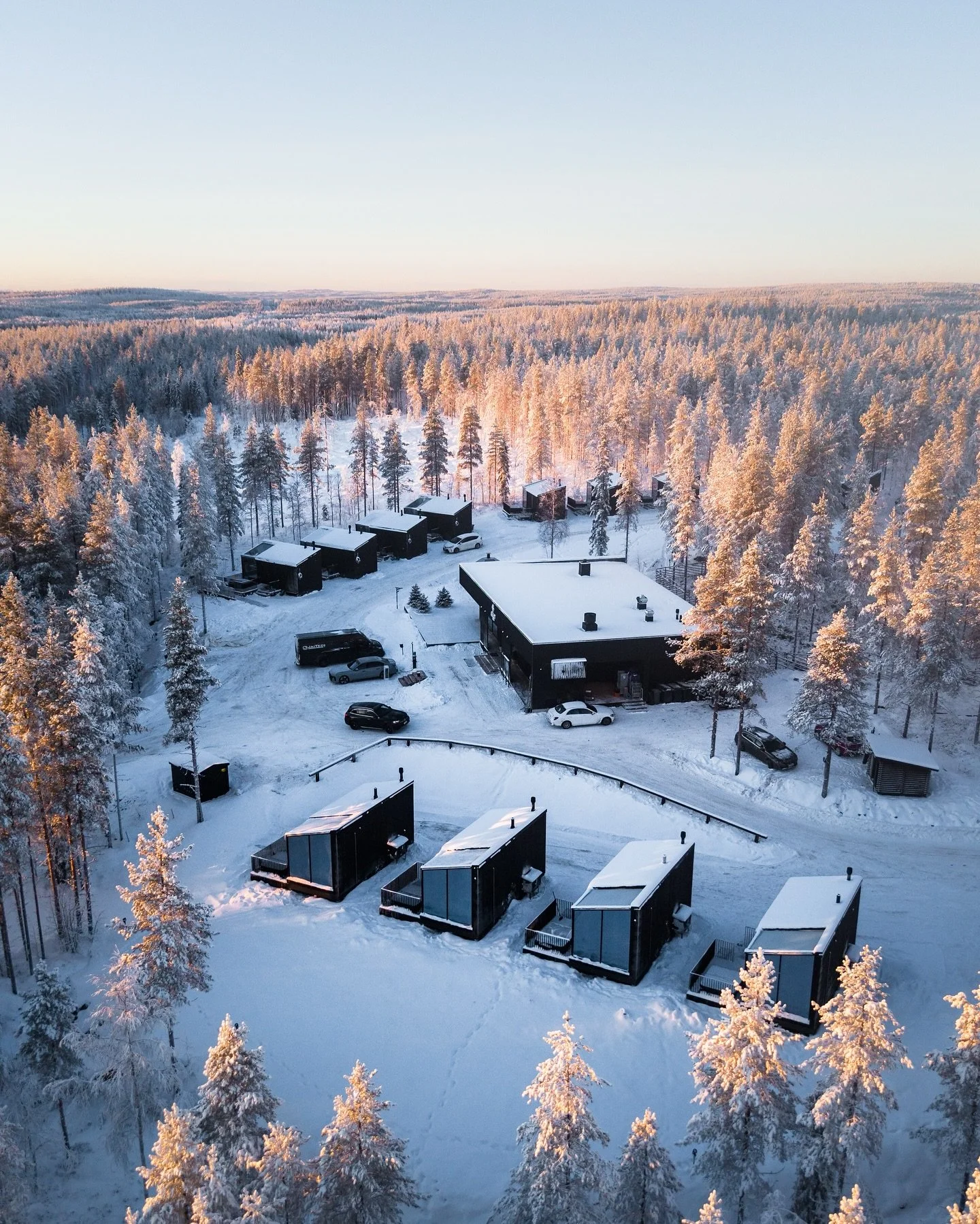 Let us take you around a brand new resort @haloigloos 🇫🇮☃️

HALO Igloos is tucked away in peaceful Arctic nature, yet still easy to reach. Whether you are flying in, arriving by train or bus, or driving on your own, getting here is straightforward.