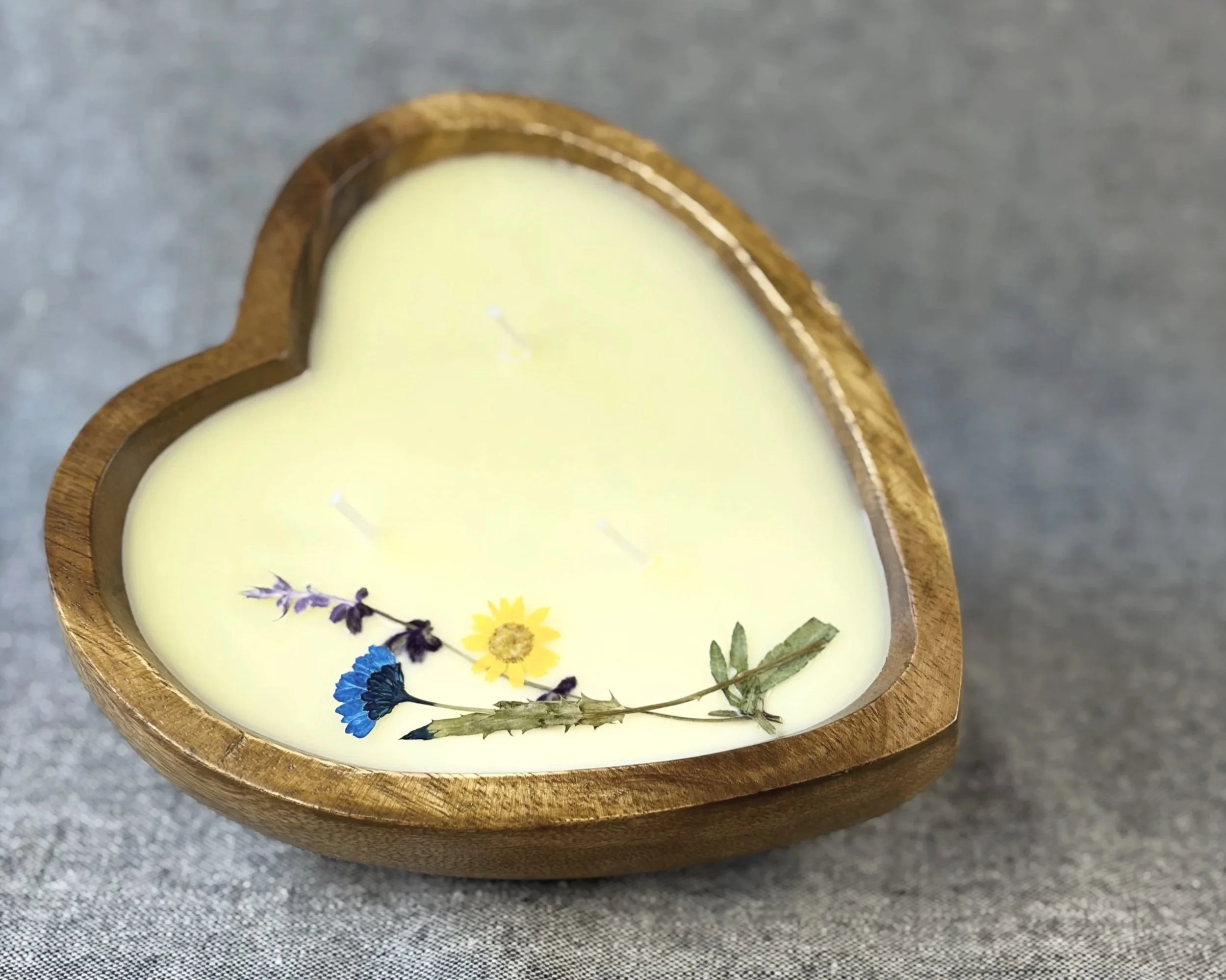 Signature Collection  l  Heart Wood Bowl