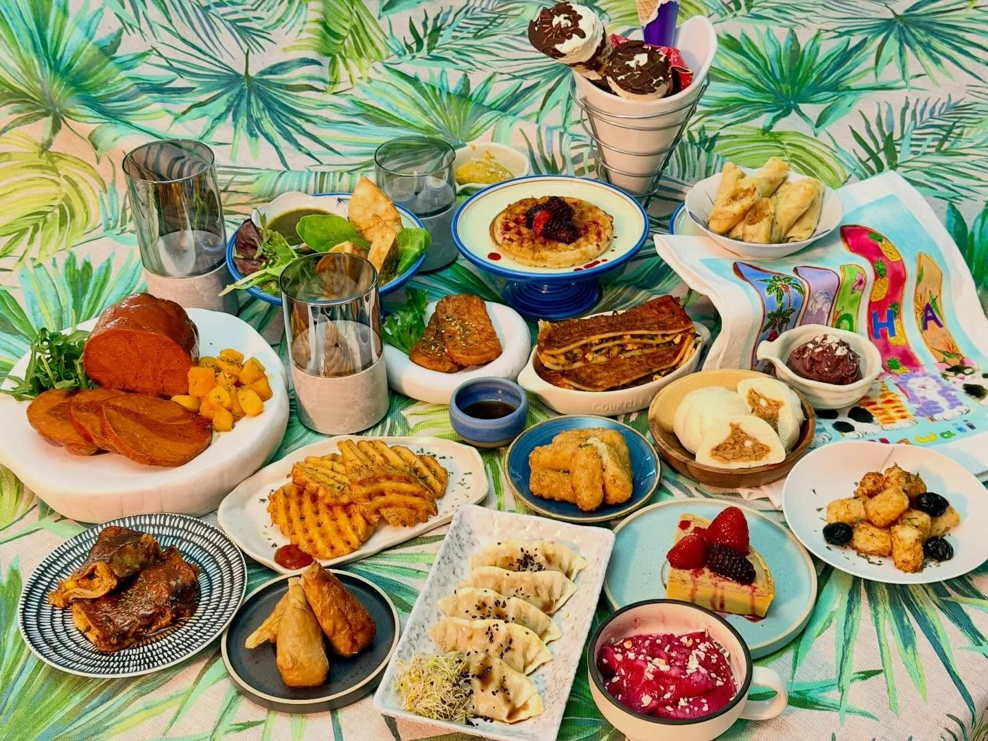 Proof that your best party spread might already be in your freezer-just in time for that Easter spread you need help with ❄️🌱✅ Mahalo to @downtoearthhi for sponsoring the ingredients🙏💚
Featured in @crave_hi 
#lilliancumic #frozenveganfood #downtoe