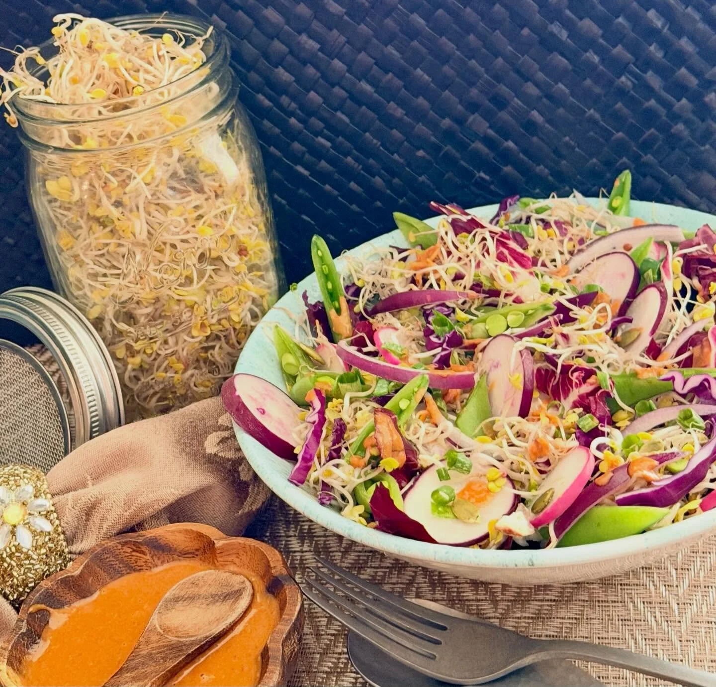 Tiny but powerful 🌱💪🏽
I&rsquo;ve been adding fresh sprouts to everything lately&mdash;such a simple way to bring texture, and real nourishment back to your plate. You will never be able to go back to store-bought sprouts once you see how crunchy t