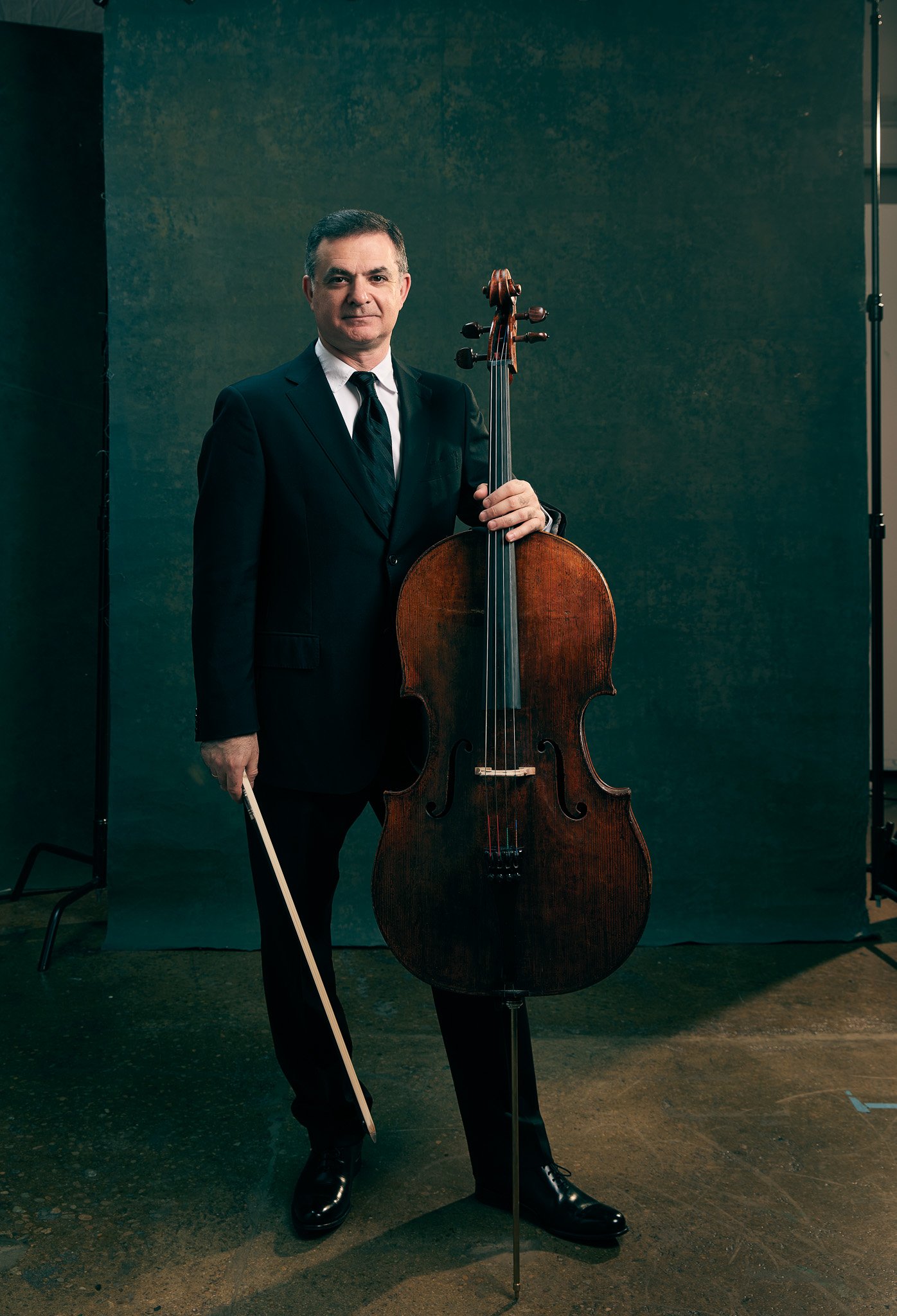 Ilya Finkelshteyn Cello