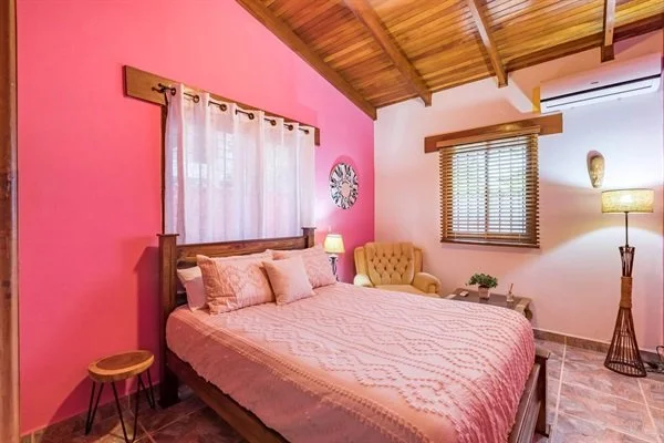 Rose Room at Zenergy Casa and Cabinas