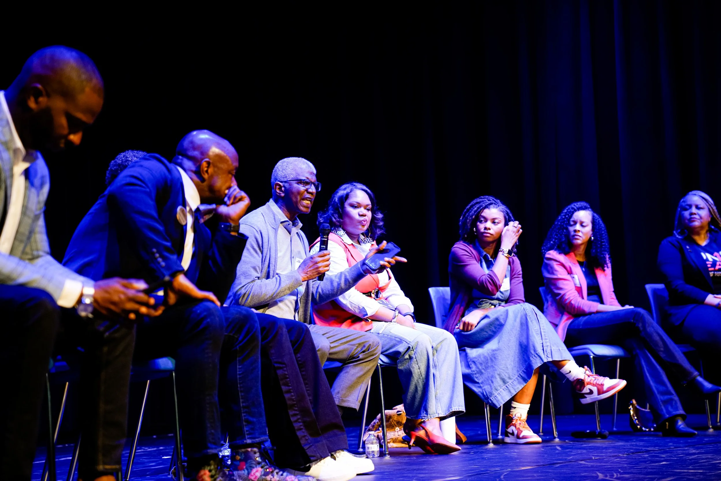 Entrepreneurs panel at the Booker T. Washington Fest. Co-founder of 44th and 3rd Bookseller, Warren Lee speaking. 
