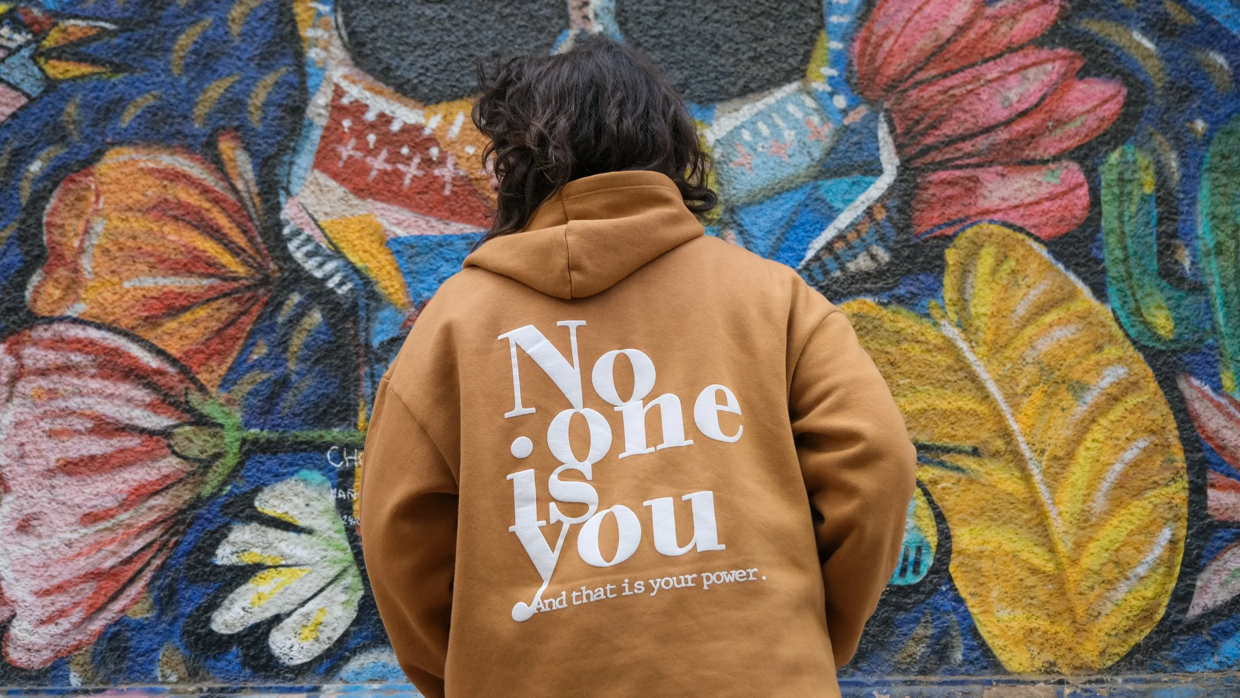 Comercial Full Time Artist