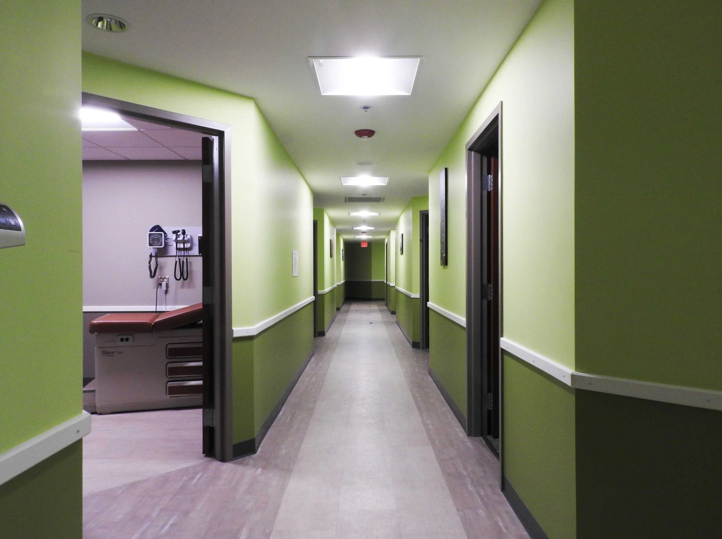 DSCN9922 - downsized.jpg