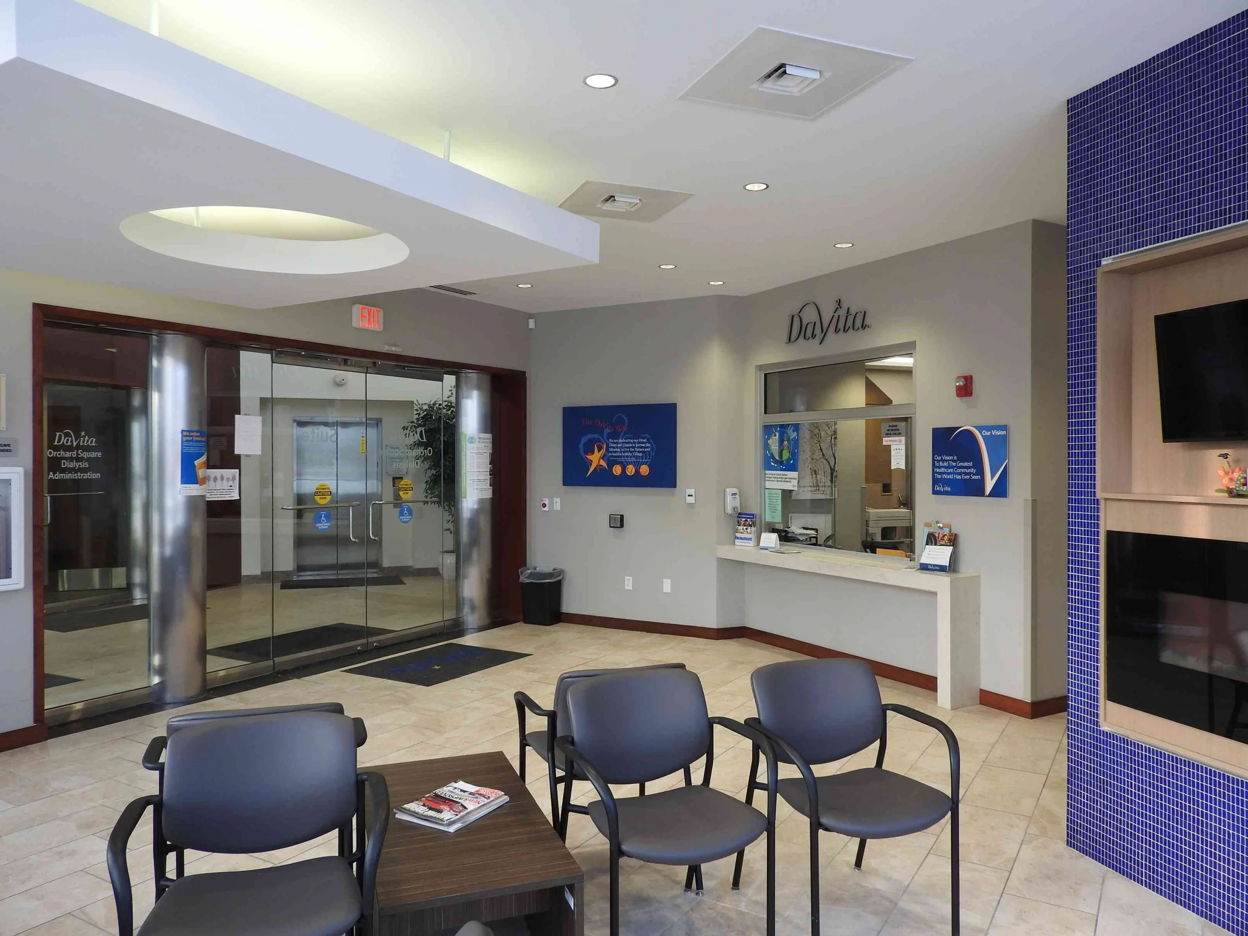 Waiting room entrance and reception