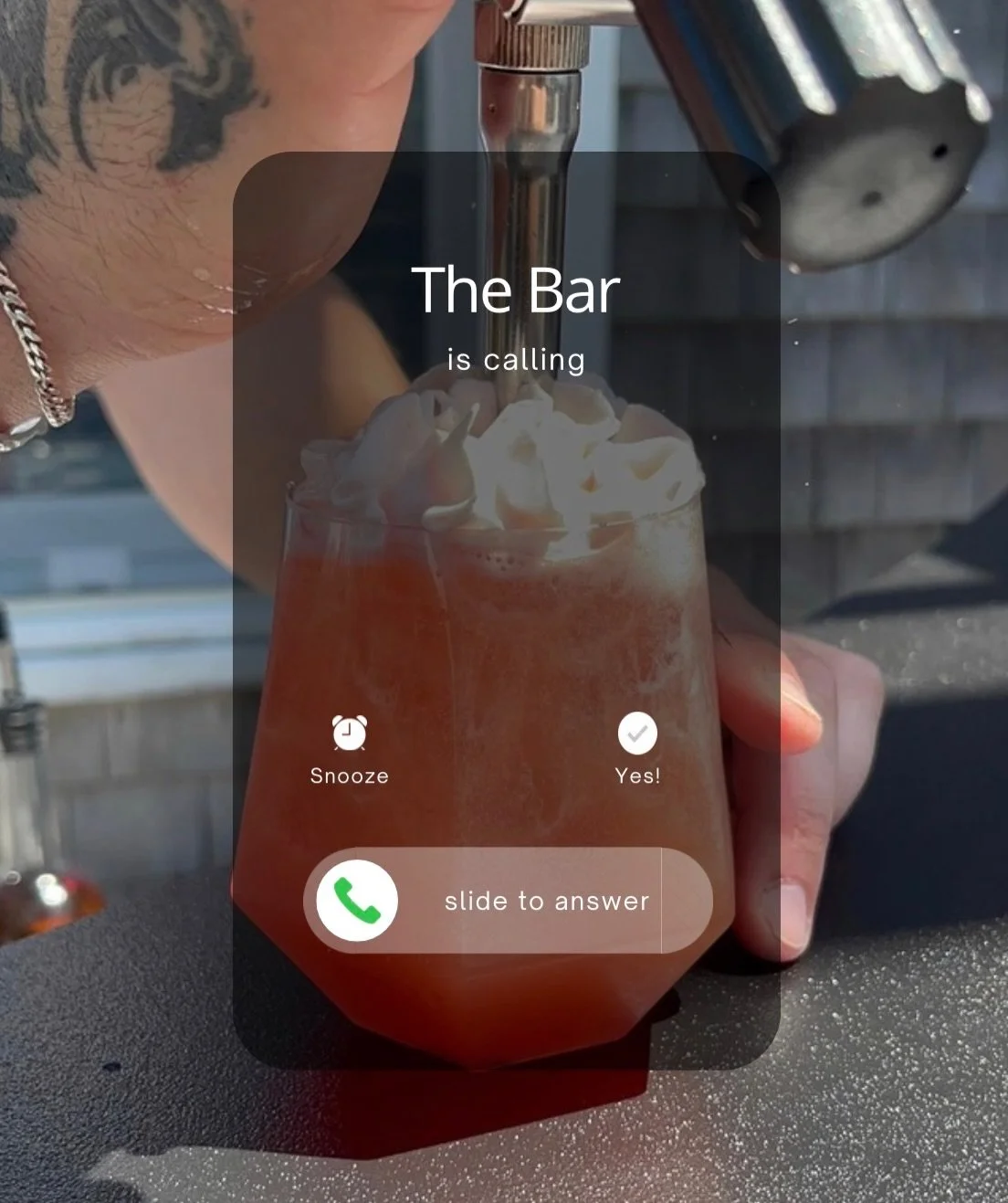 The bar is calling&hellip;.📞📱🍸

From beer &amp; wine to specialty cocktails - Zapphire Mixology curates menus specific to your style &amp; bar scene ideas&hellip;

We can&rsquo;t wait to party with you this summer ☀️🍋&zwj;🟩🥂