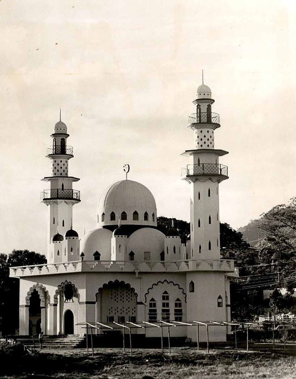 Jinnah_Memorial_Mosque_1965_by_The_Miami_Herald.jpg