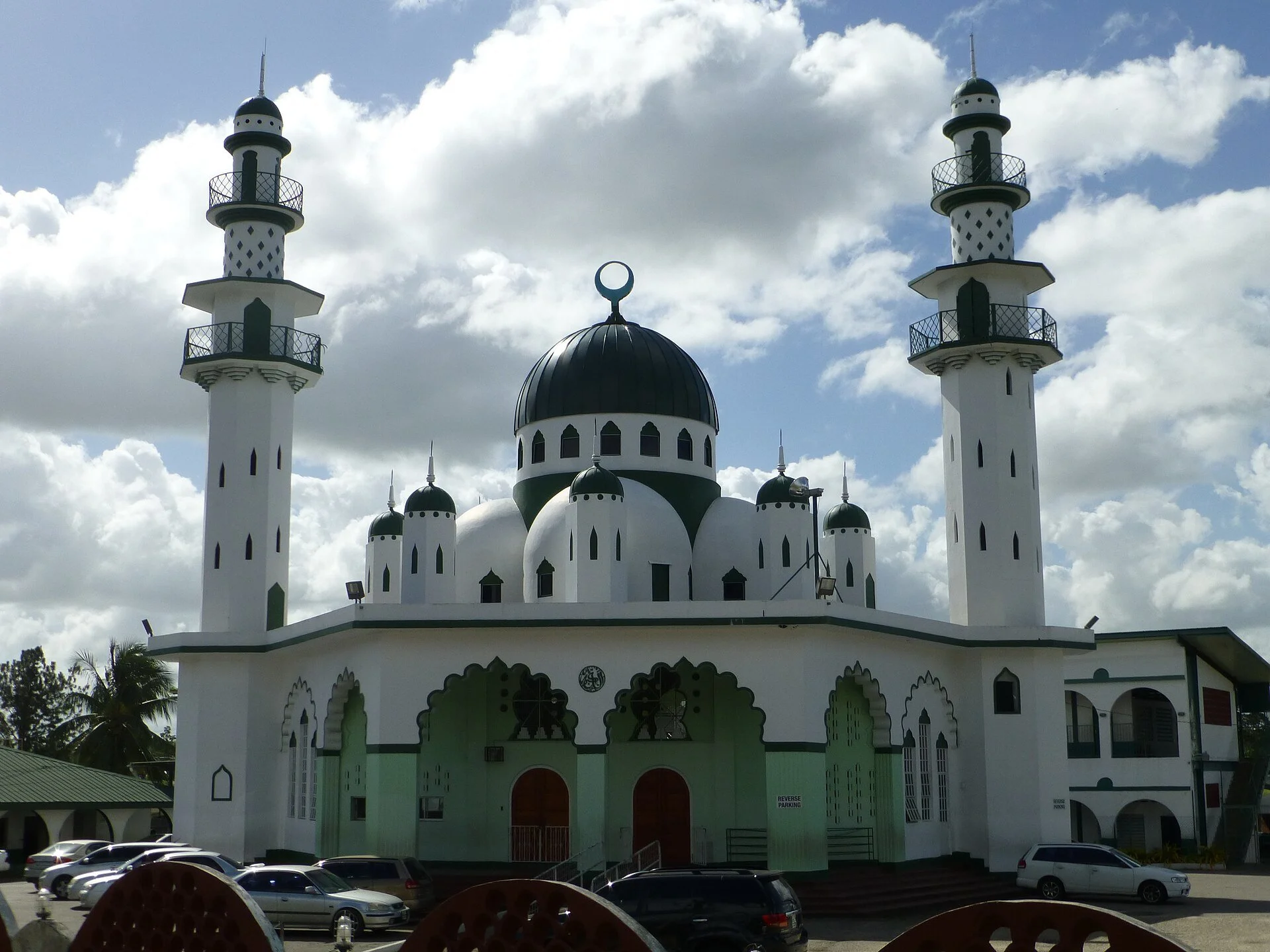  Photo by Grueslayer, used under CC BY-SA 4.0. 