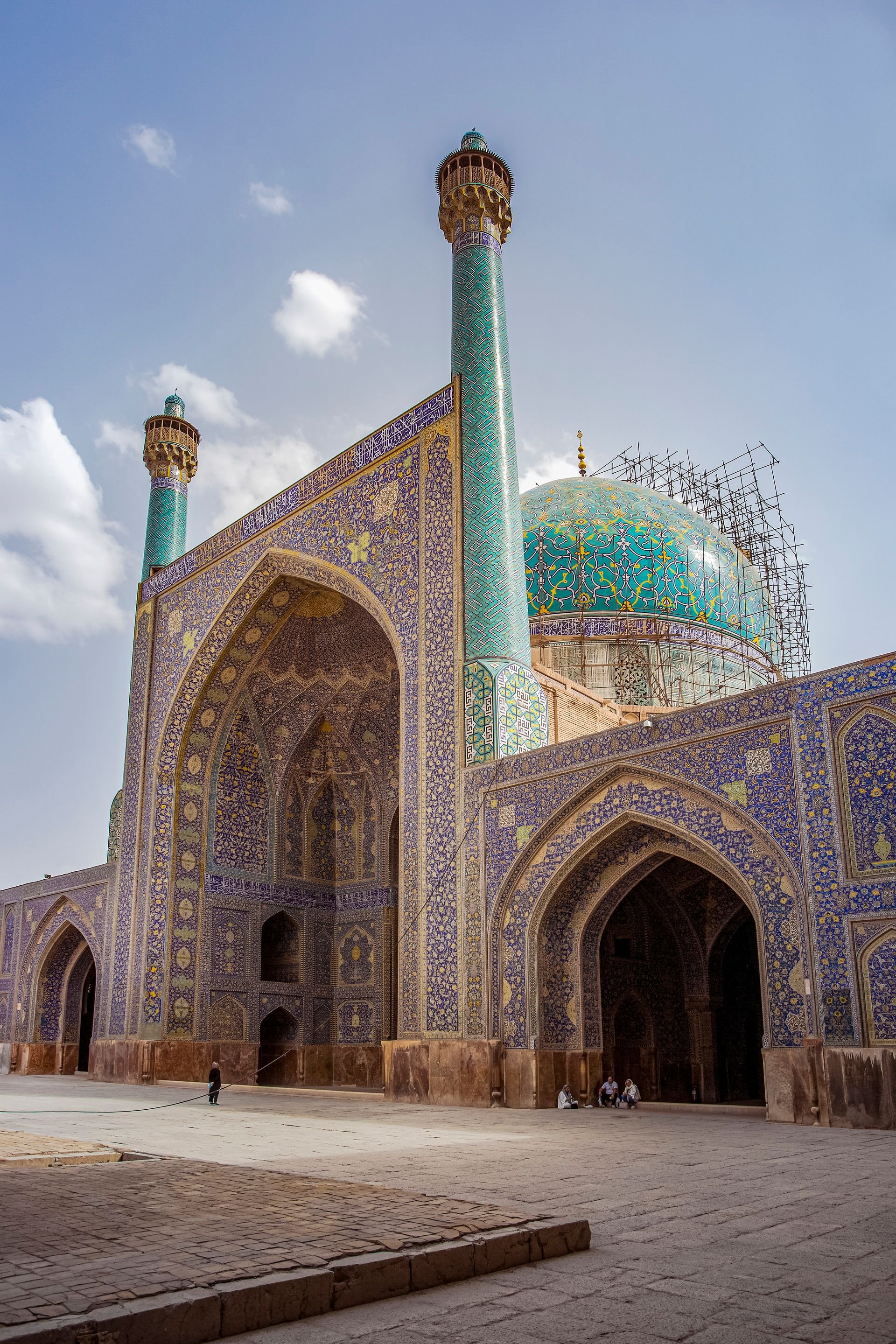  Photo by Mehdi Hraad 