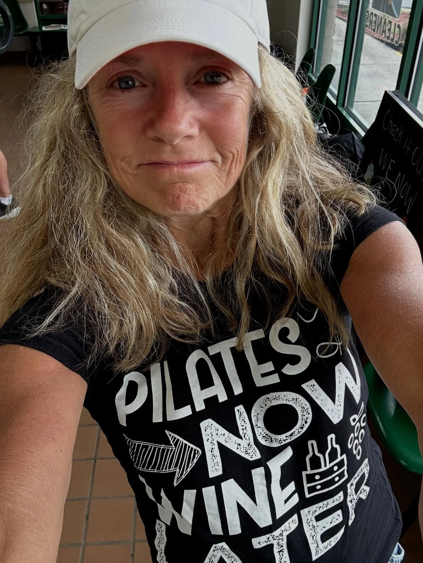 Happy New Year! 🎊🎈🌟🥳🧧🎍As we enter a new year, I want to simplify something that often feels overwhelming....

Lasting health doesn&rsquo;t come from extremes.
It doesn&rsquo;t come from chasing trends.

It comes from two foundational pillars th