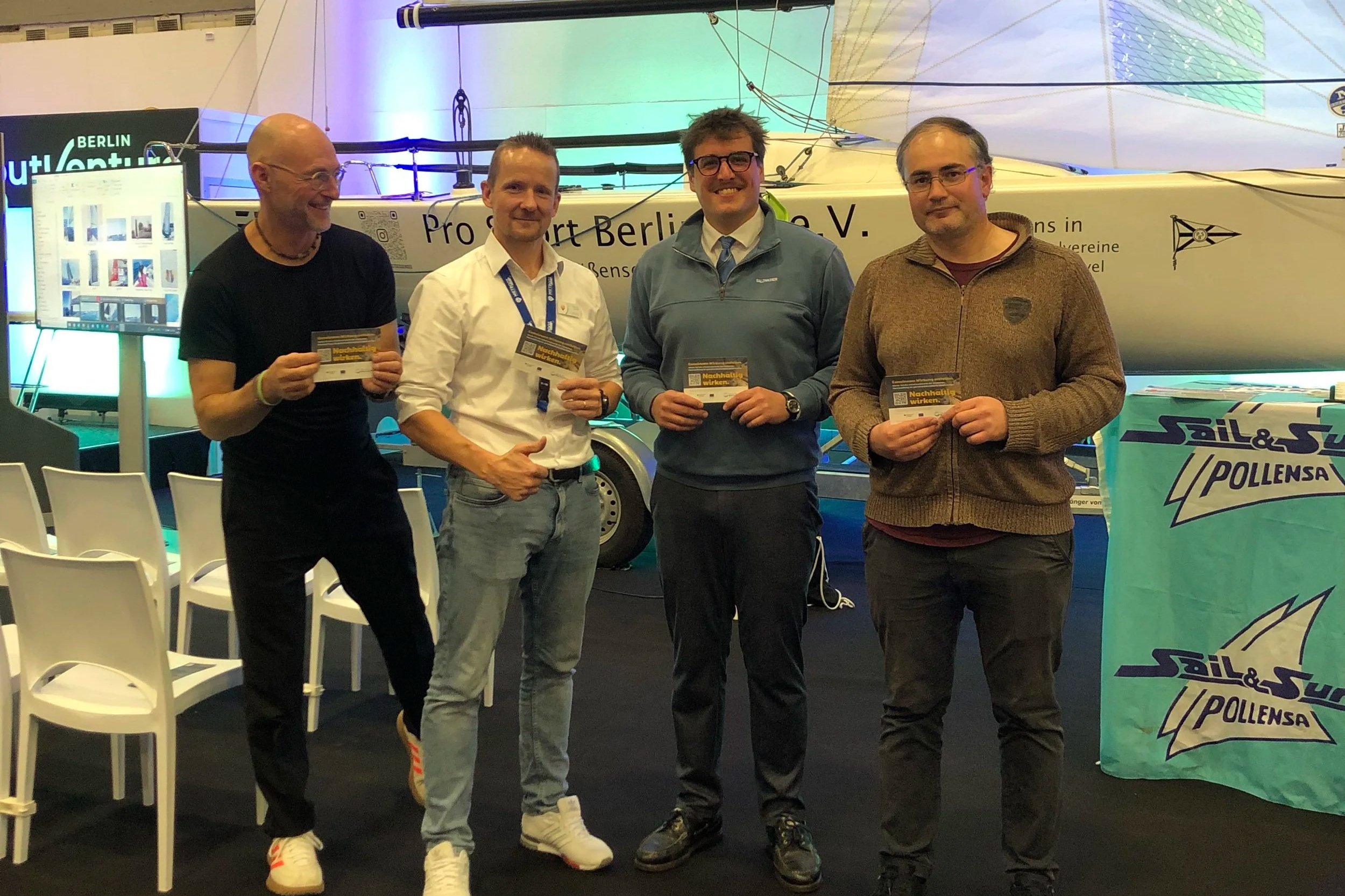 Sharing in water sports – sharing boats instead of owning them