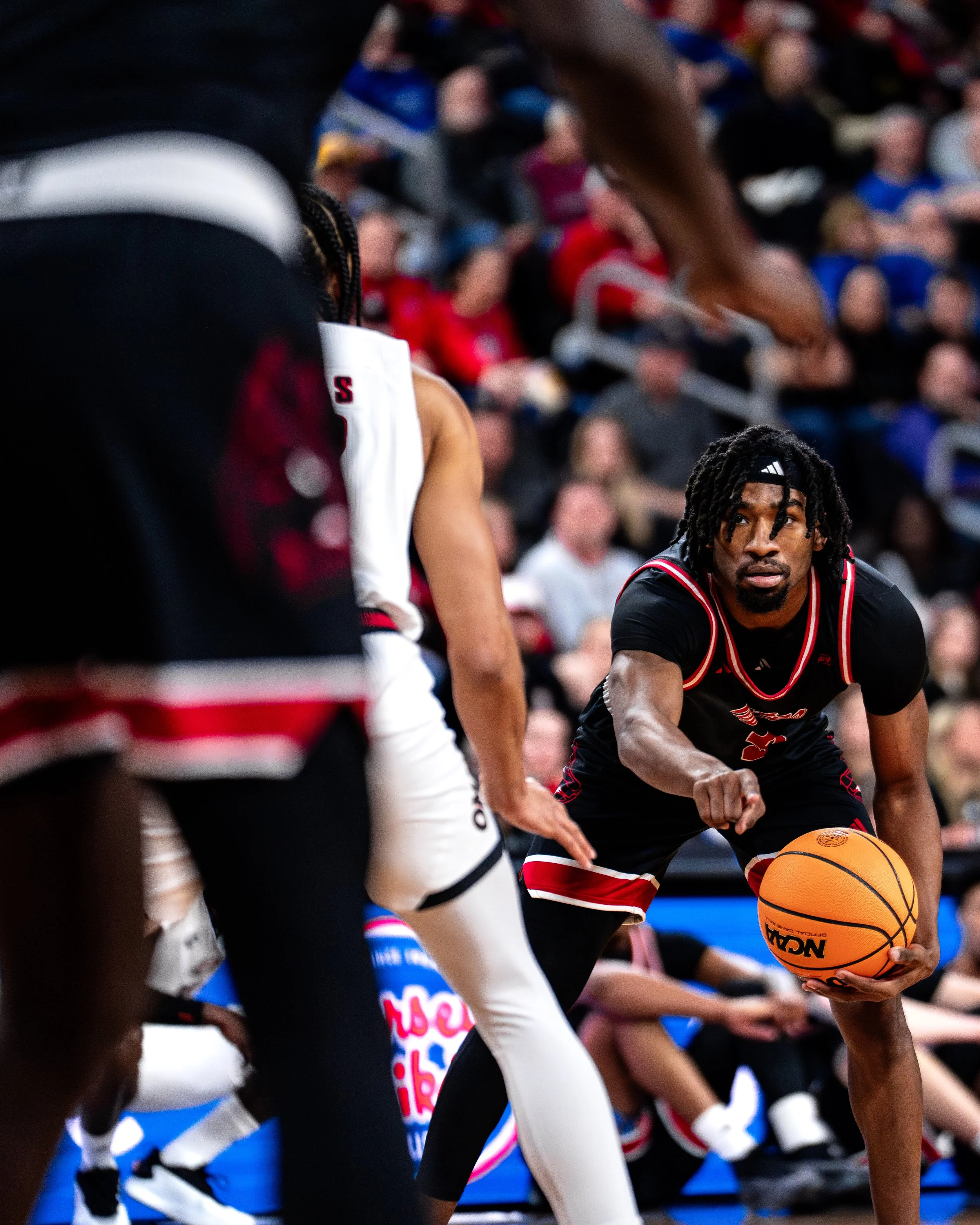 Website 24-25 MBB-3.jpg