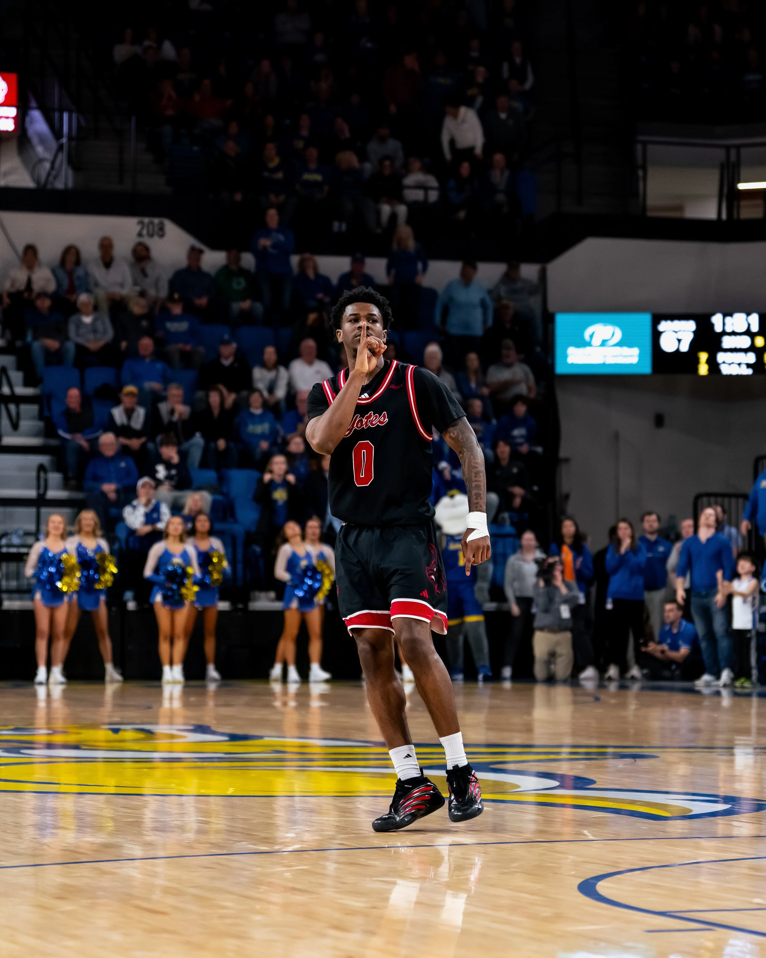 Website 25-26 MBB-7.jpg