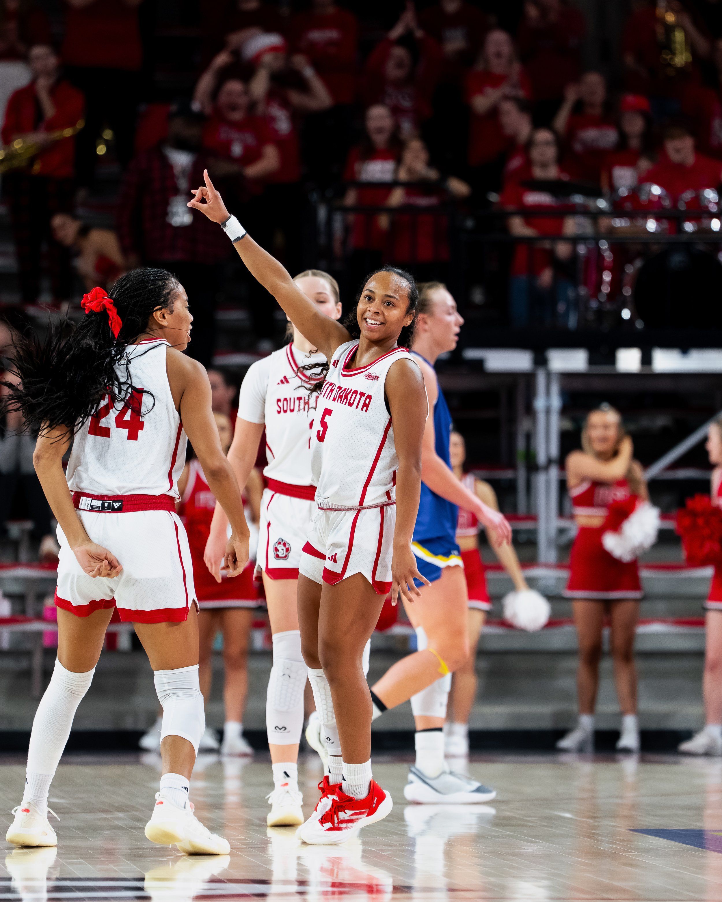 Website 25-26 WBB-13.jpg