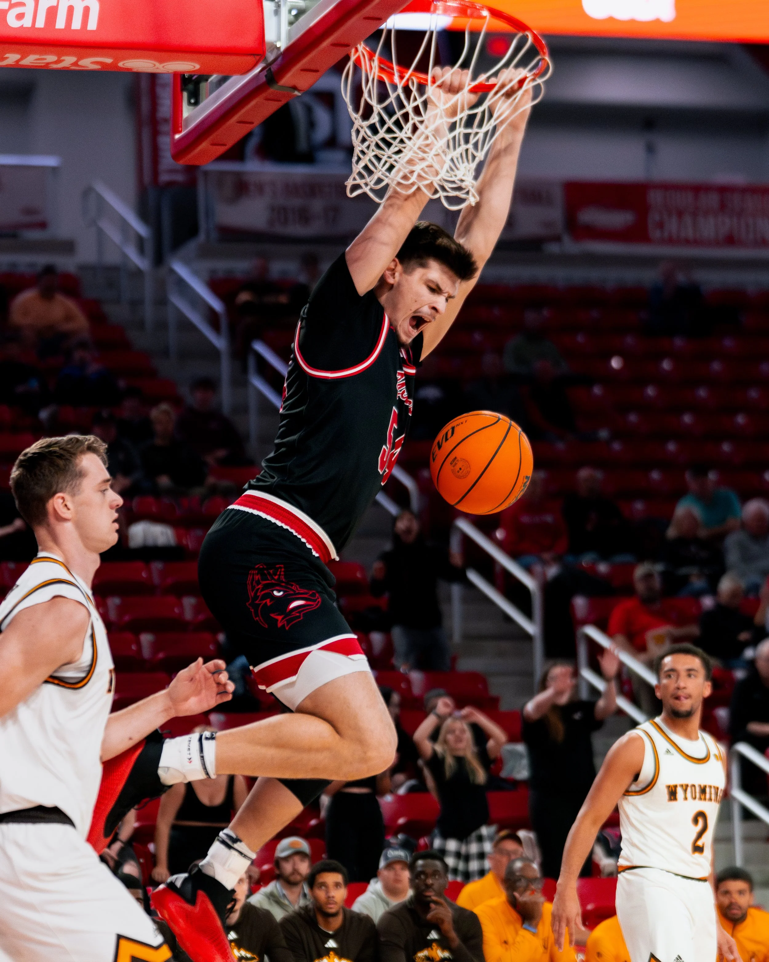 Website 24-25 MBB-46.jpg