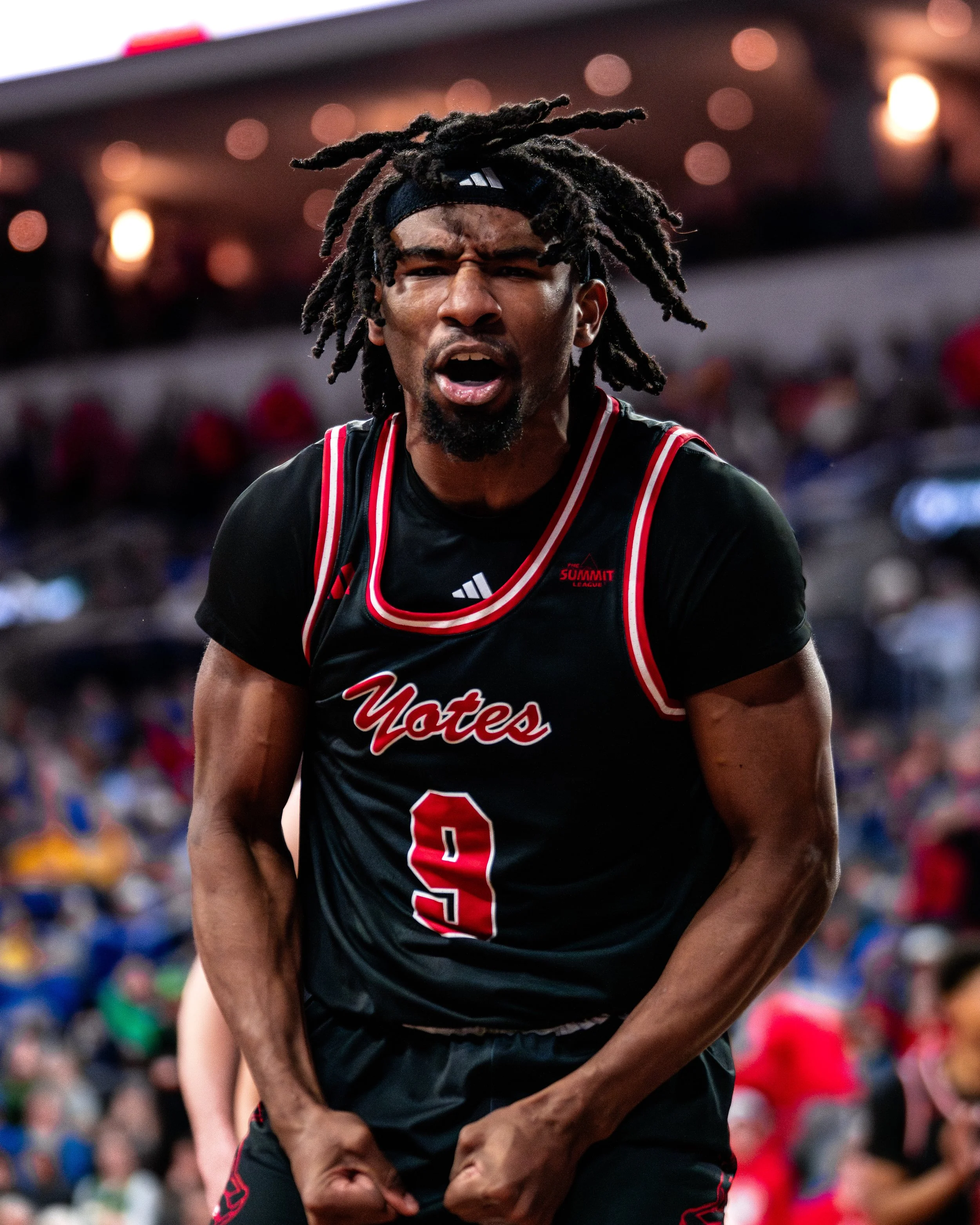 Website 24-25 MBB-11.jpg