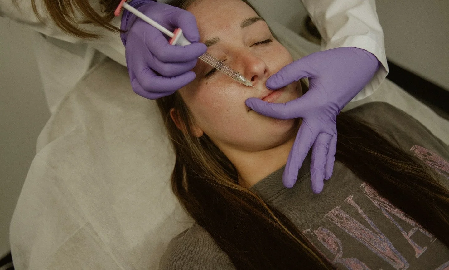 Full syringe too much? Bring a buddy and split a syringe of filler today! $275 for a soft glow up ❤️ #lehighvalley #filler #lipfiller #trexlertown #allentown #medspa #botox