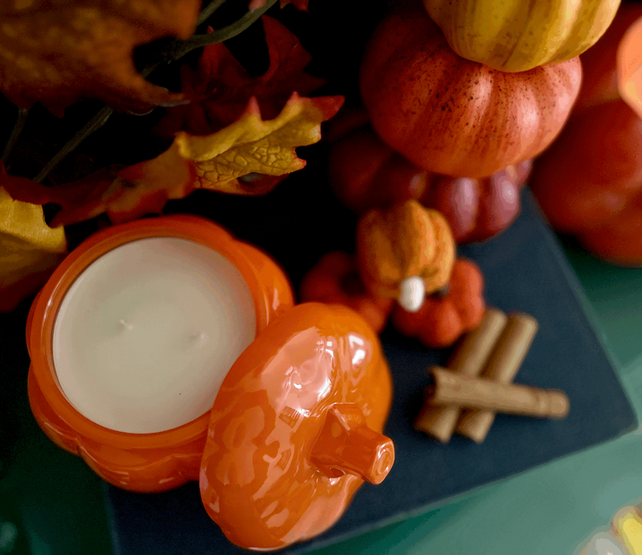 Pumpkin Pie - Glass Pumpkin