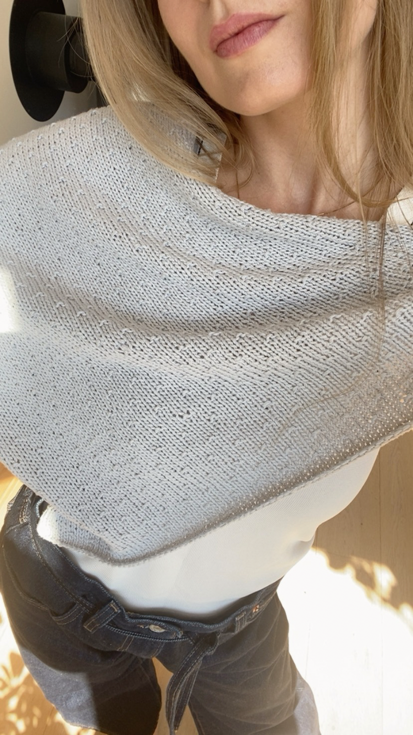 Lill Hug Poncho (NORSK)