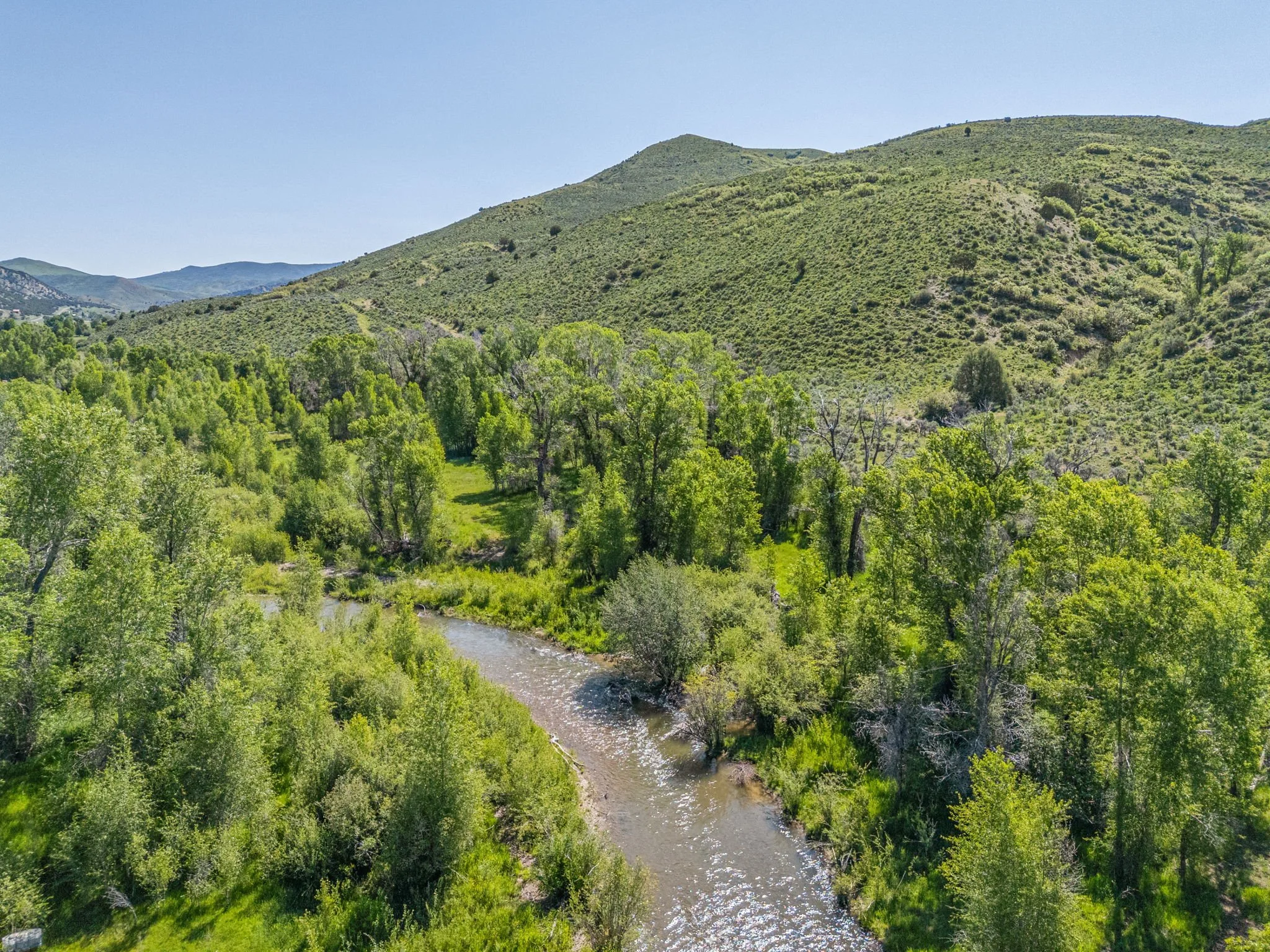 7-web-or-mls-1840-e-chalk-creek-rd (1).jpg