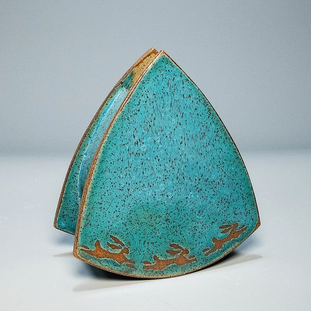 Teardrop Vase Turquoise Hare 1 3Q.jpg