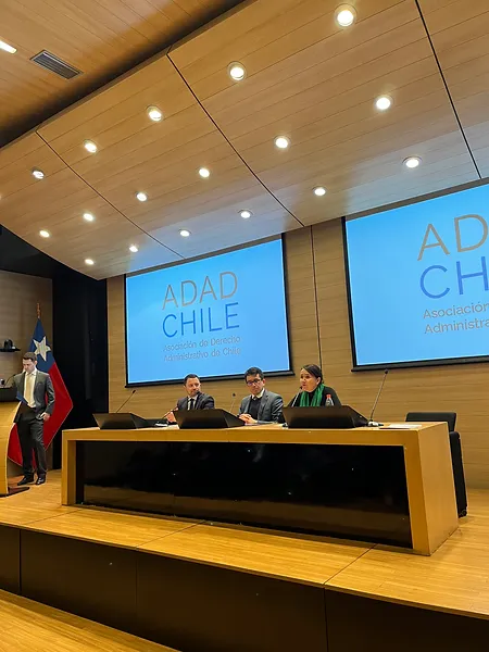 Ceremonia de premiación de la Tercera versión del Premio Tesis y Memorias ADAD