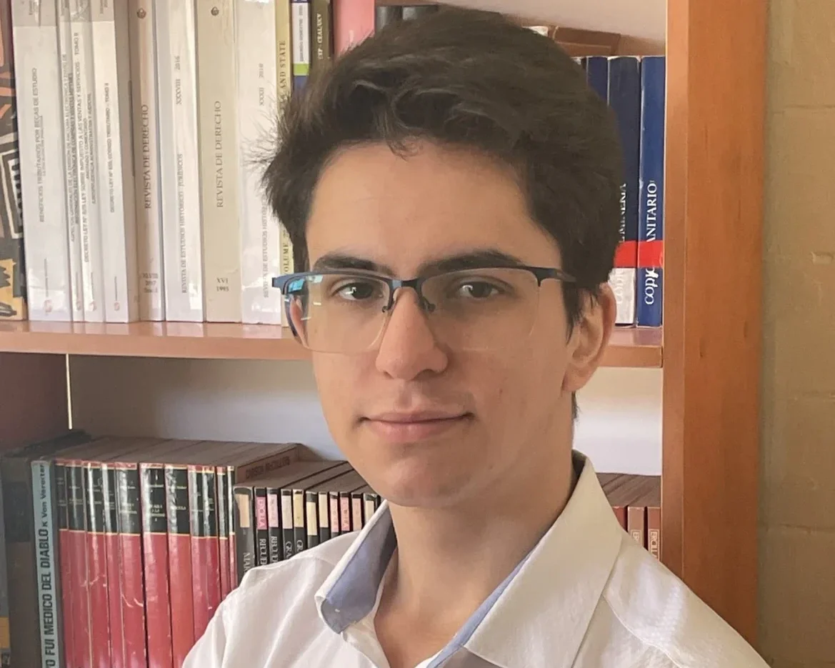 Recensión de libro: “El principio de la primacía de la realidad en el derecho administrativo chileno” de Ignacio Basaure (Der Ediciones 2024)