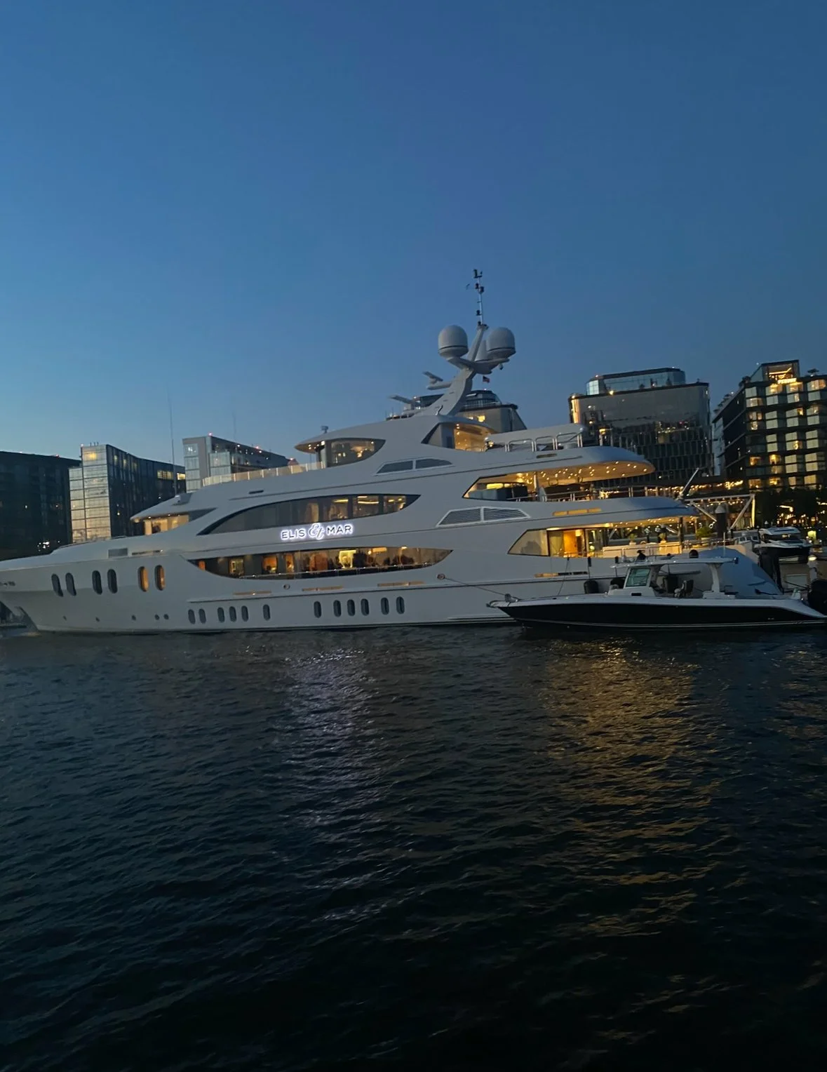 Memorial Day Yacht Party