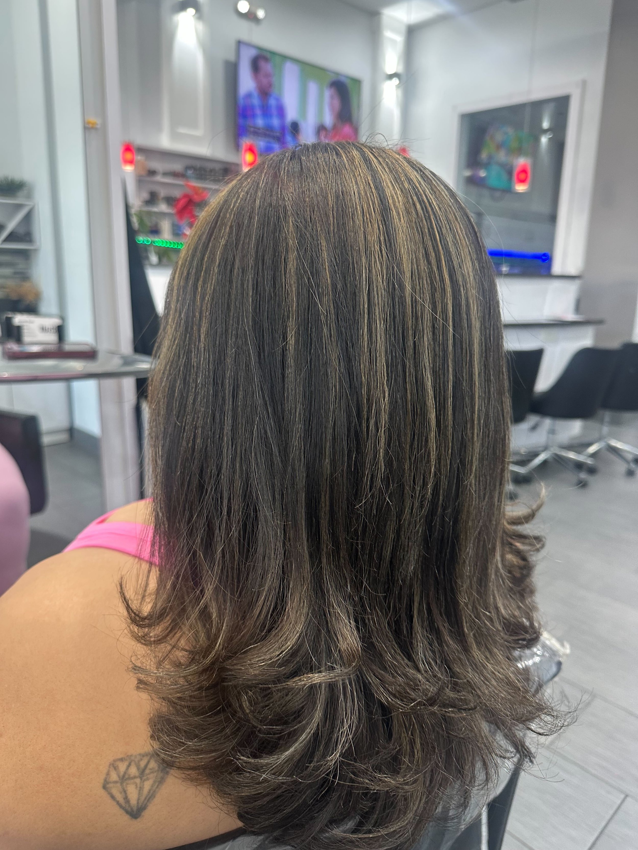 Woman's full highlight