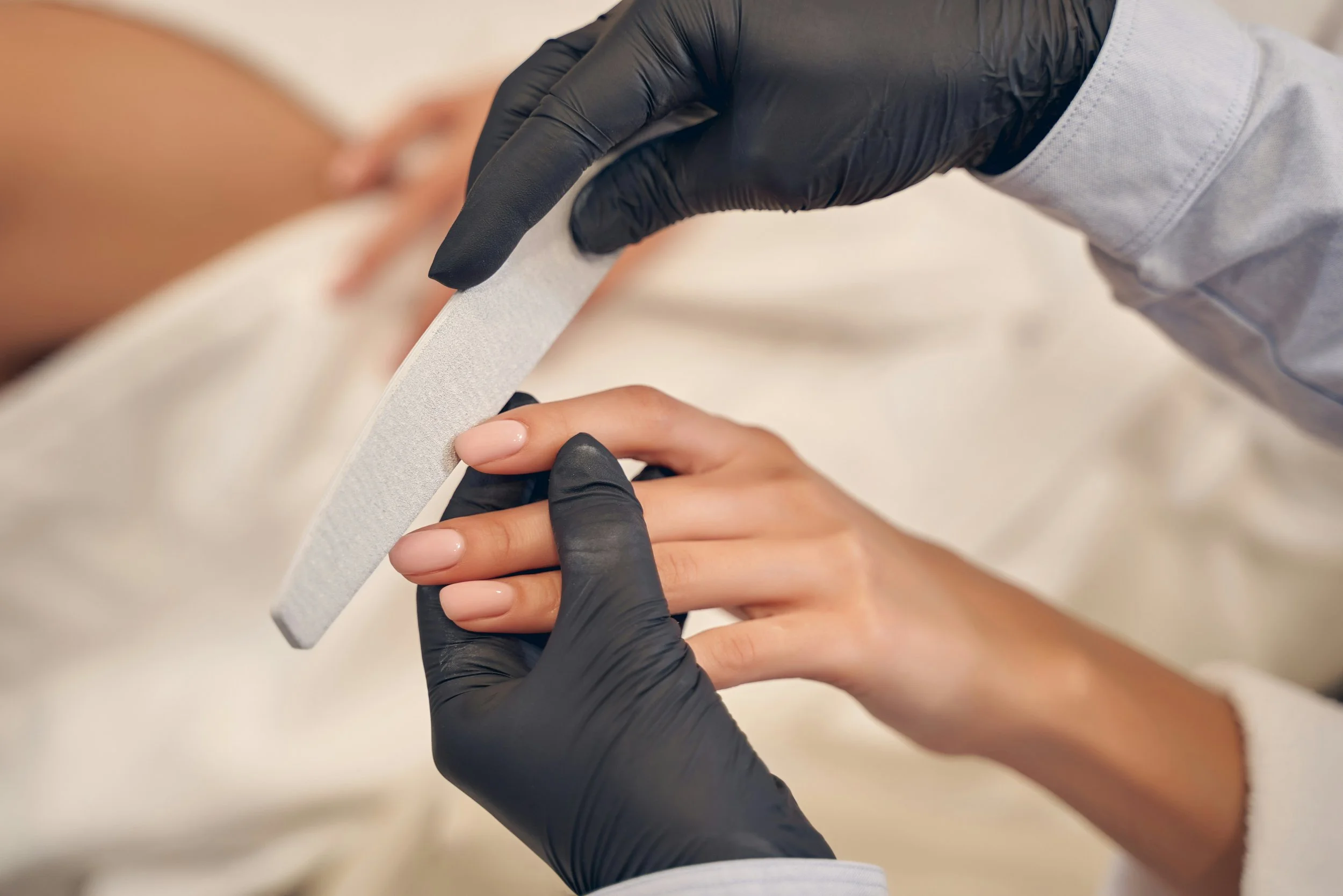 Cutting, filling and shaping the nail