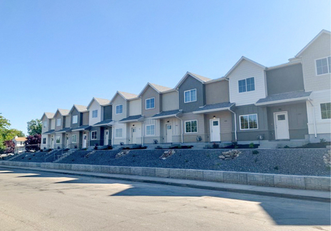 Sunset Townhomes 01.png