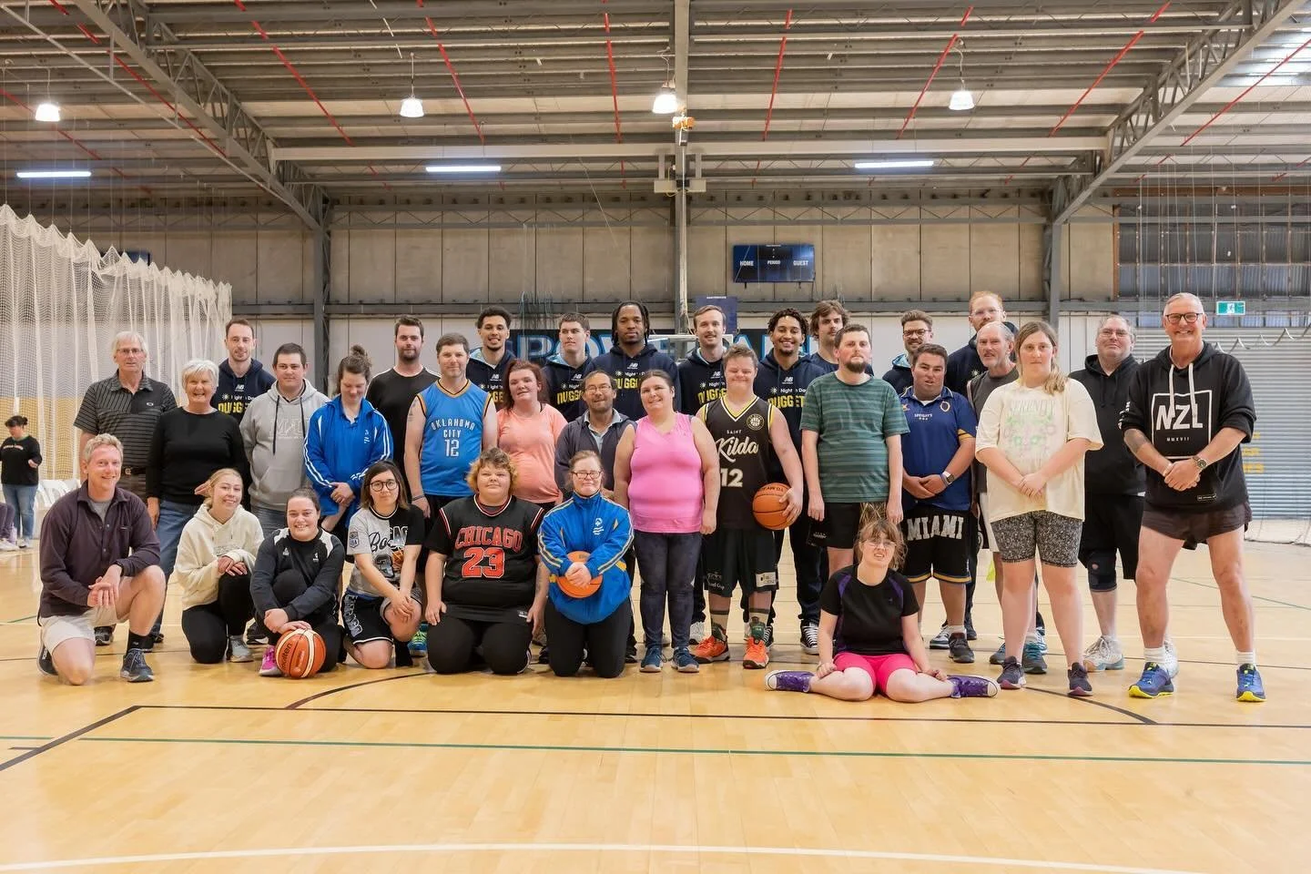 Our Special Olympics basketball team were lucky enough to be joined by some of the Otago Nuggets at training on Sunday!! Everyone really enjoyed meeting them and learning new skills from them. A big thank you to the @otagonuggetsnbl for coming along!
