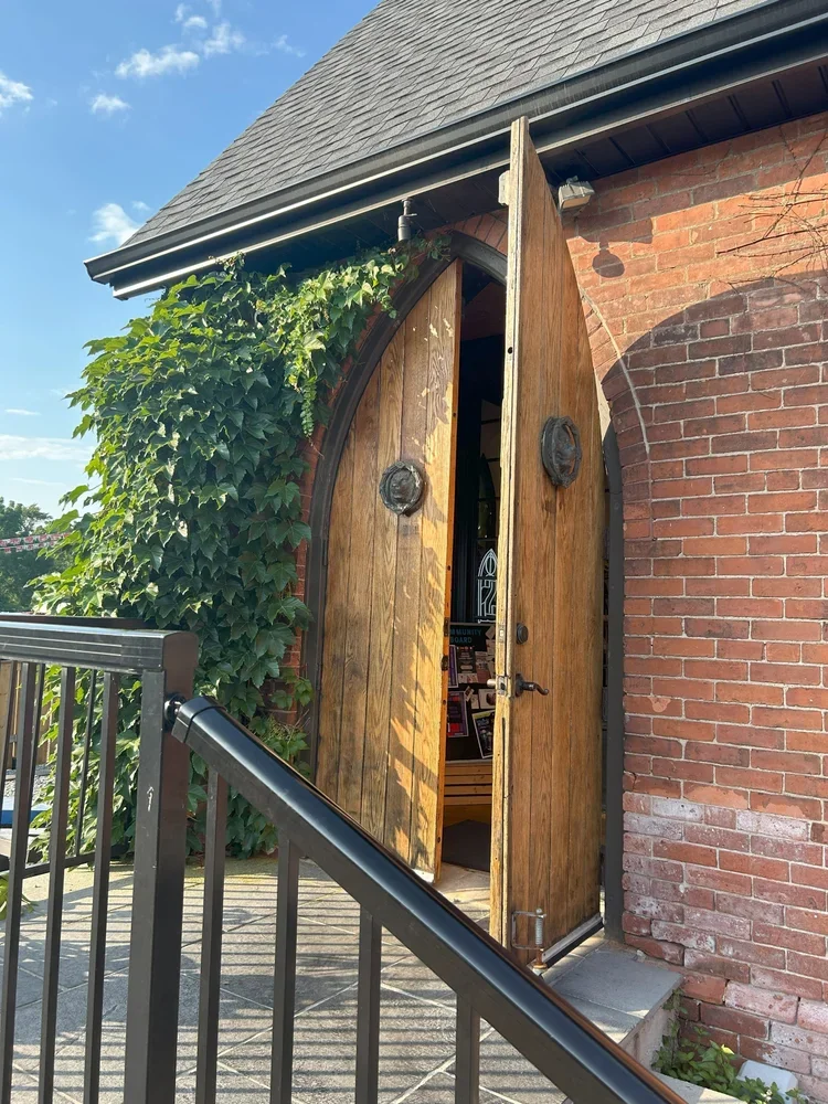 wood refinishing in niagara