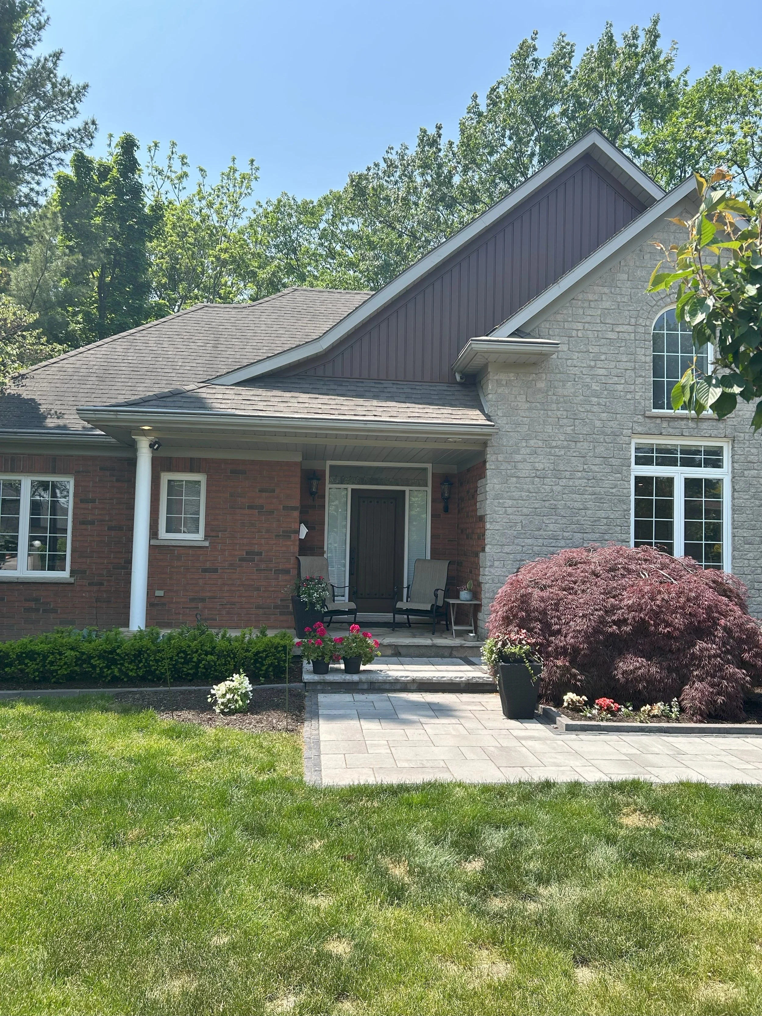 For a home in the Martindale area, we completed both interior and exterior painting.  Outside, our team painted the home's vinyl siding, door frames and window frames.  Inside, we completed a full repaint of the interior walls, giving the homeowners 