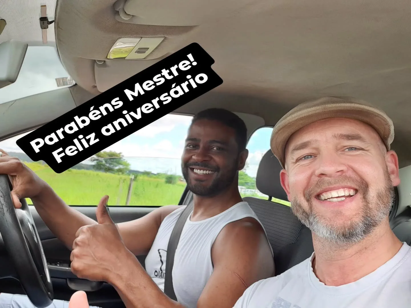 Tem uma dia maravilhosa!  Aproveite sorvete 🍦 🍦 

Que Deus aben&ccedil;oe sua caminhada hoje e sempre, lhe dando muita sa&uacute;de, for&ccedil;a e sabedoria pra continuar guiando tantos de n&oacute;s dentro e fora da roda. Sou muito grato pelos en