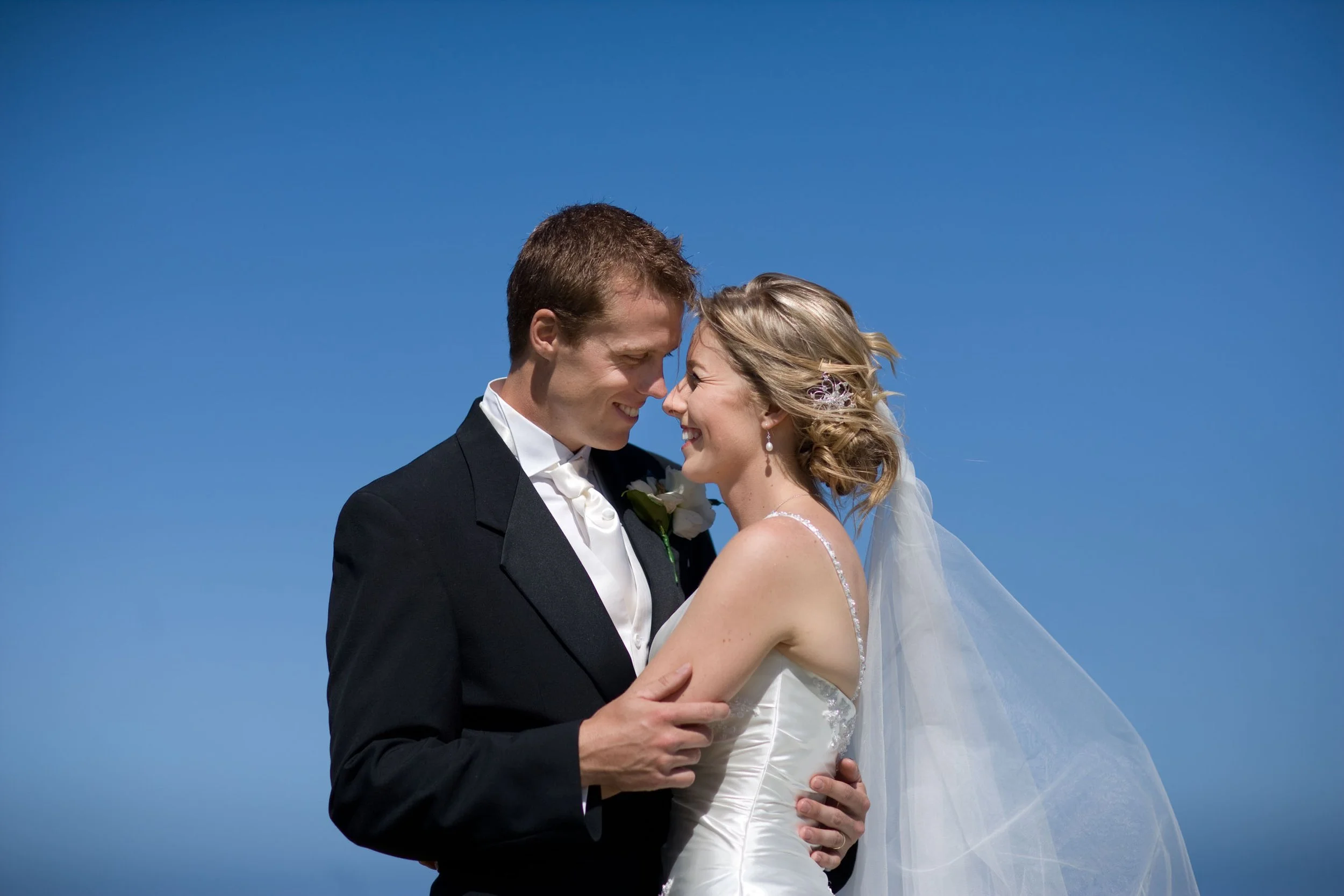 Bride Naomi & Groom Justin enjoy a quiet moment during their bridal portraits in Vaucluse
