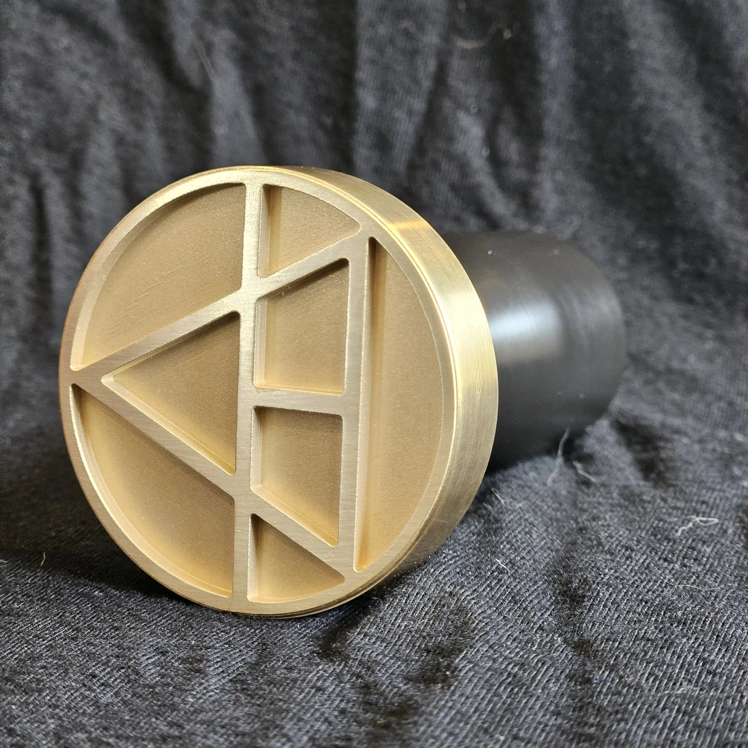 Ice stamp Hastings Distillery 