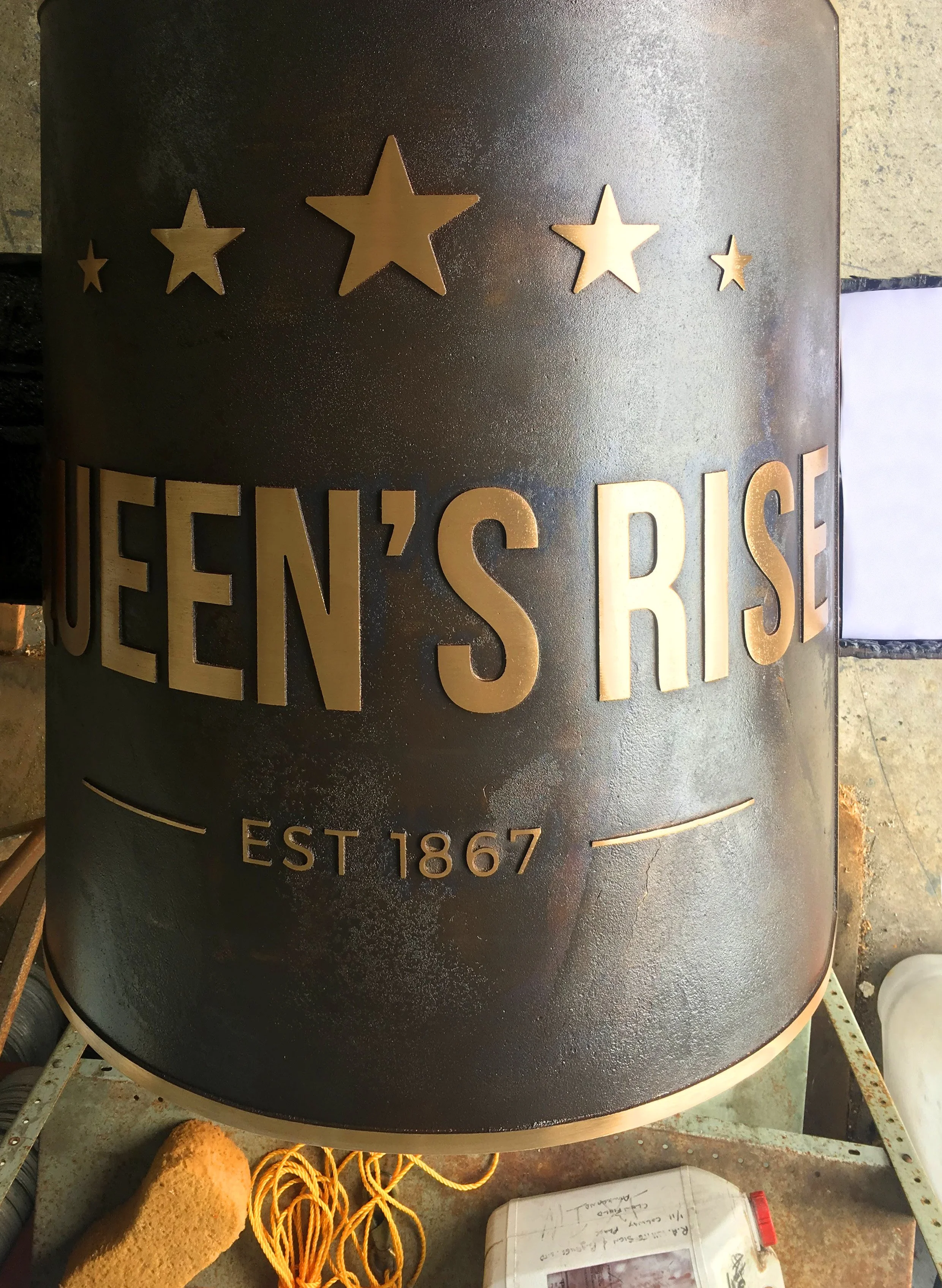 queens_rise_detail.jpg