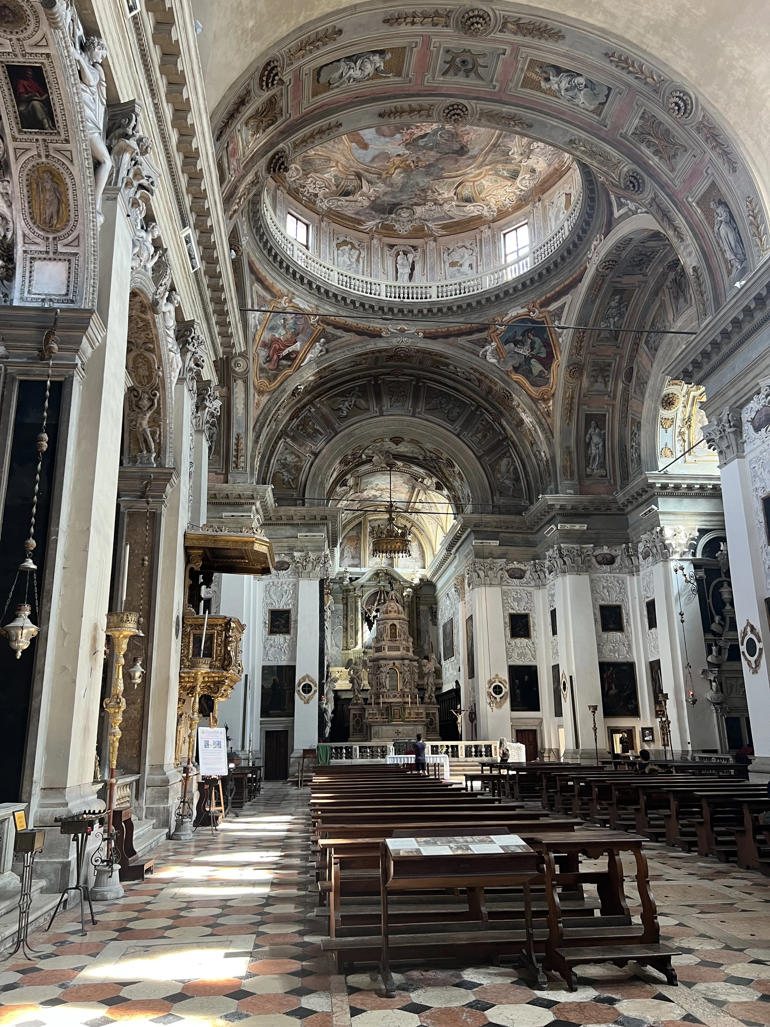 Chiesa di San Nicolò da Tolentino (inside)