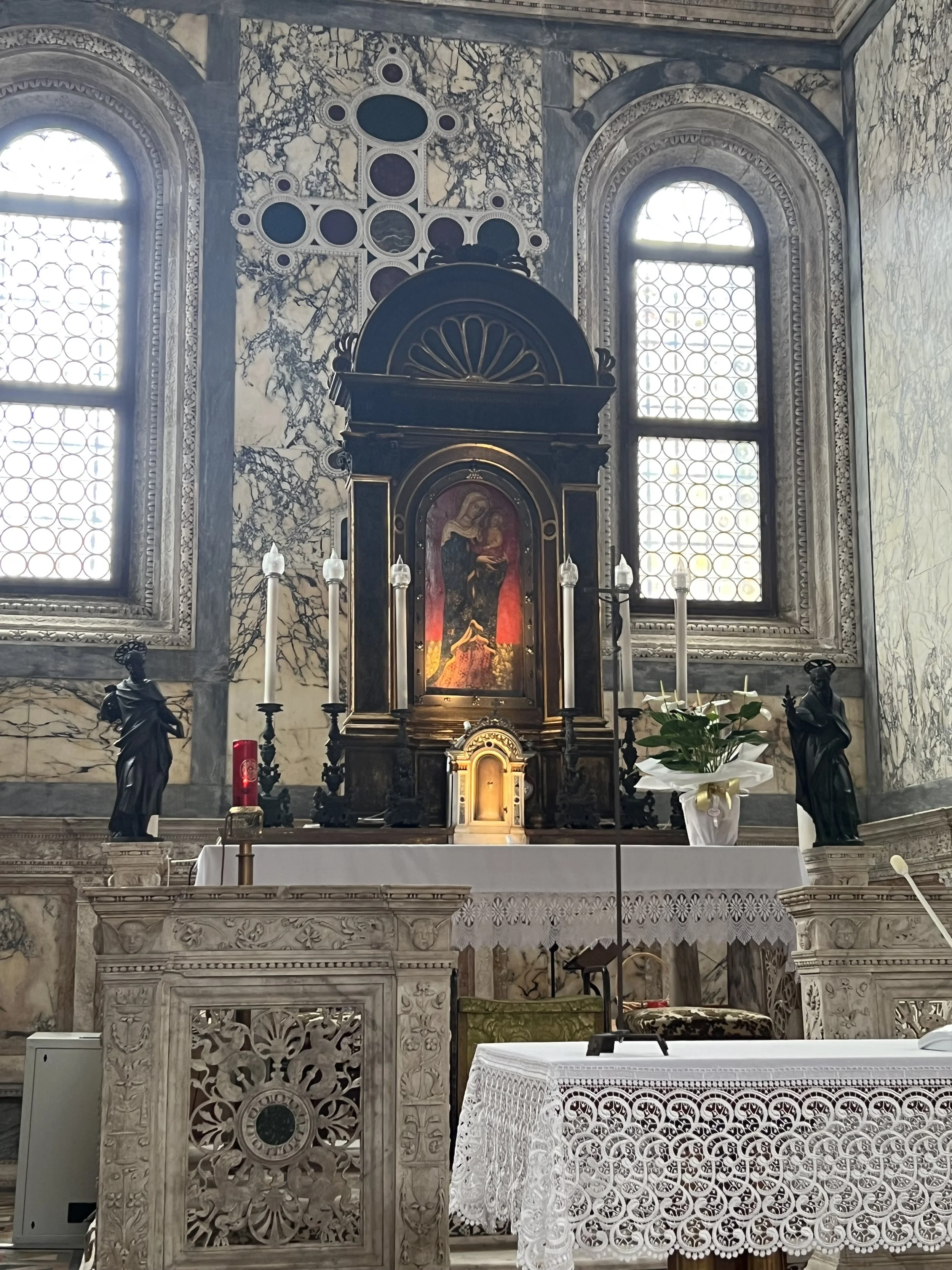 Santa Maria dei Miracoli Altar
