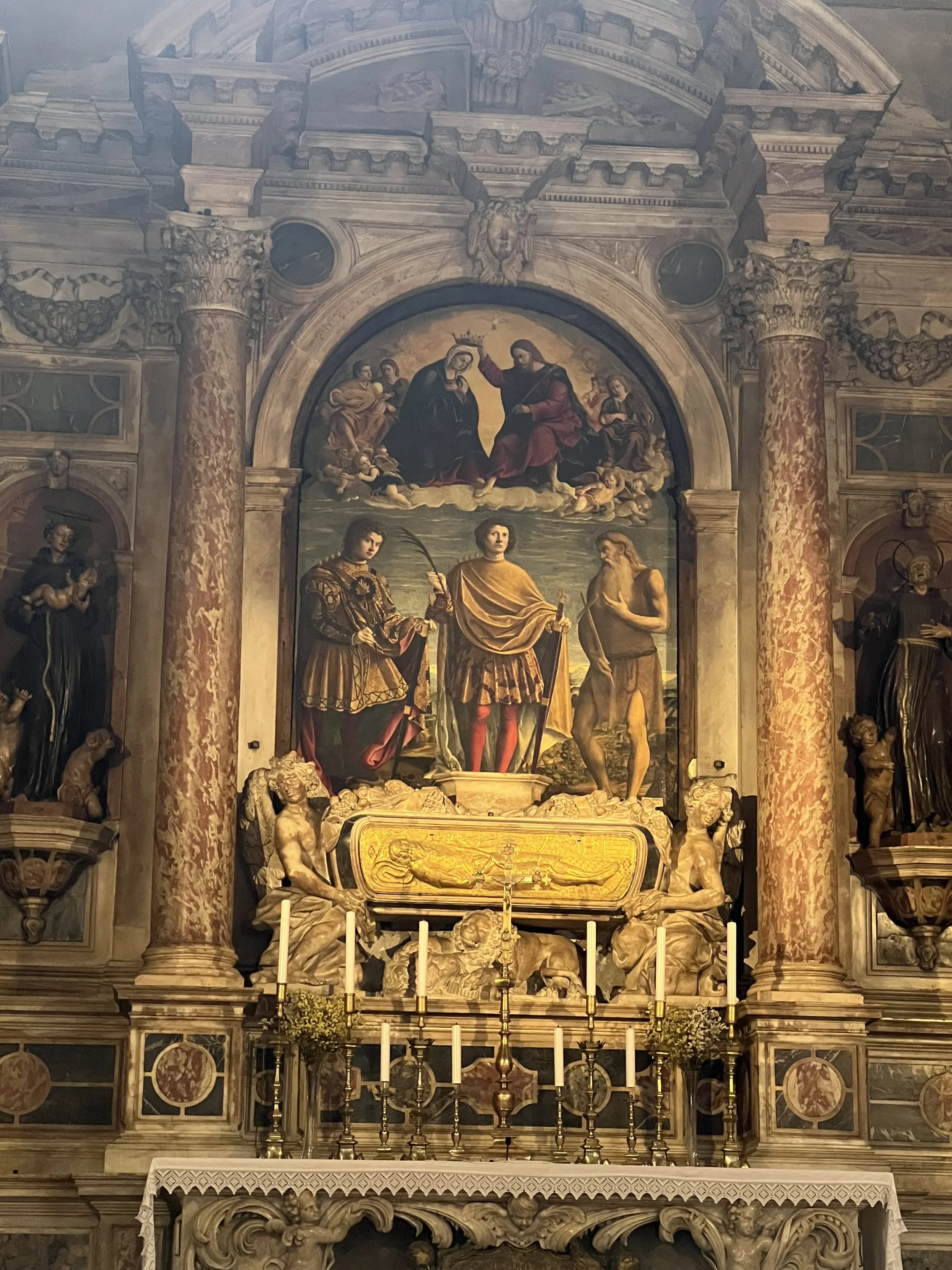 Chiesa di San Zulian (inside)